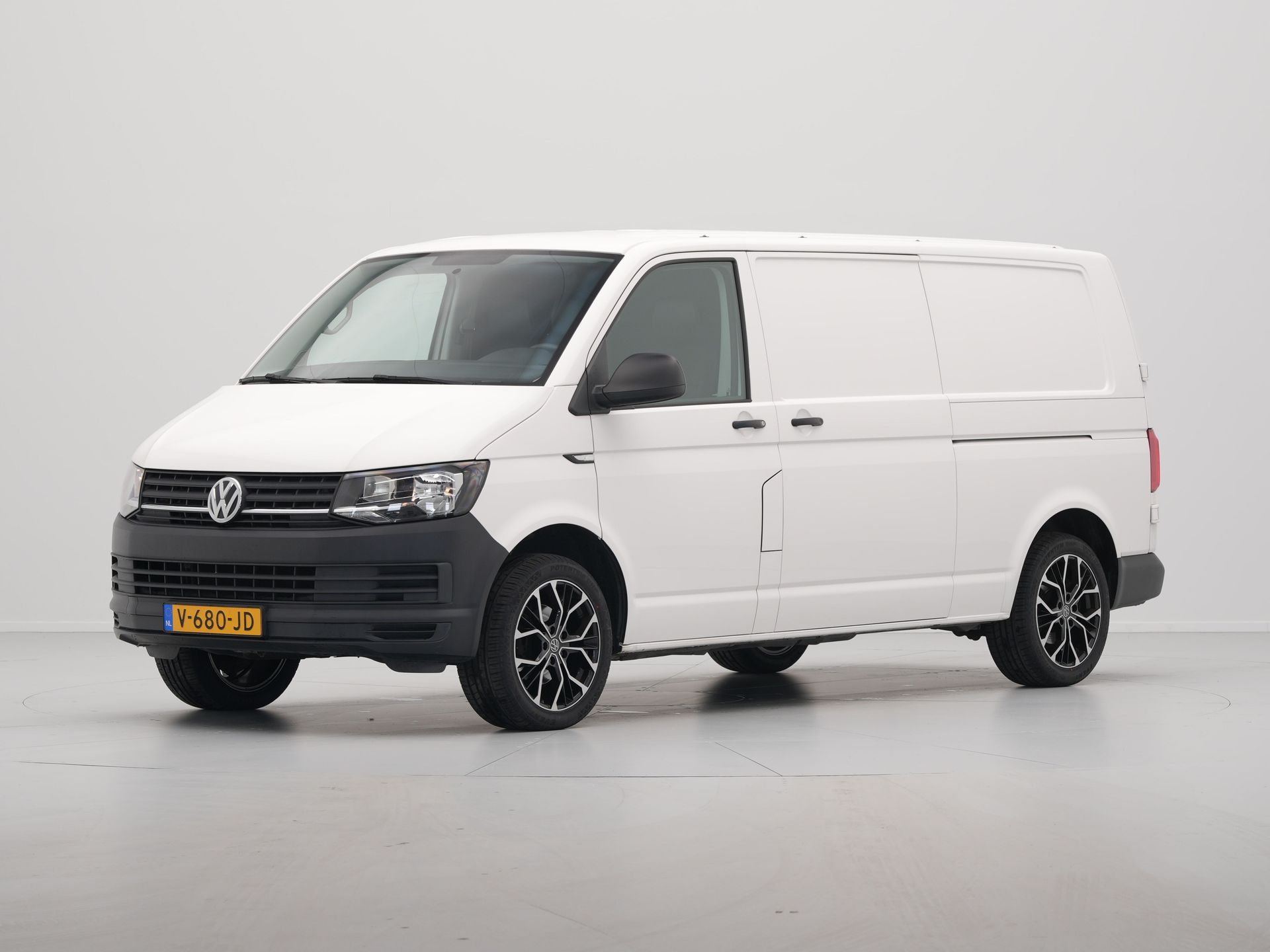 Volkswagen - Transporter 2.0 TDI L2H1 Trendline 102pk - 2017