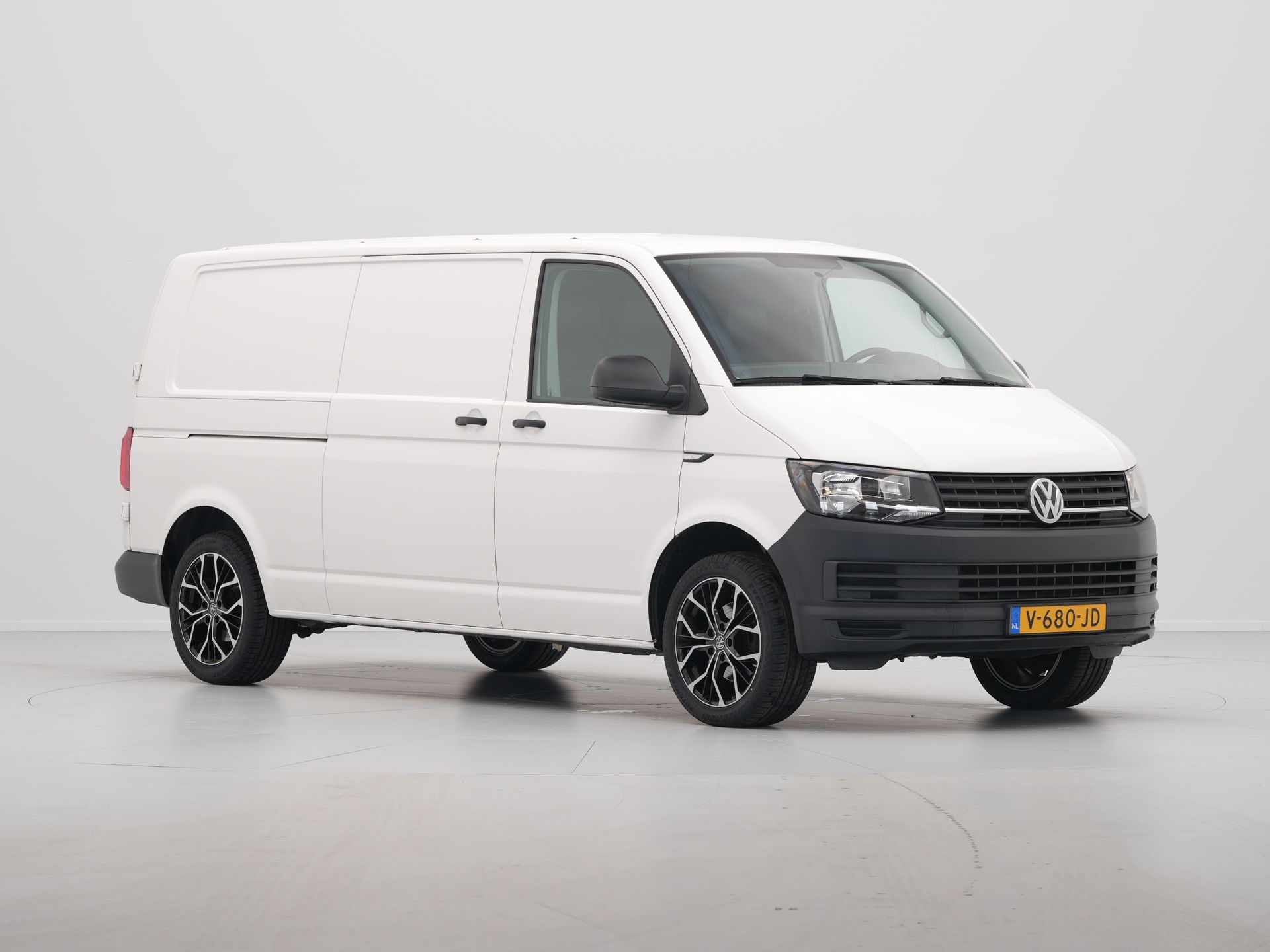 Volkswagen - Transporter 2.0 TDI L2H1 Trendline 102pk - 2017