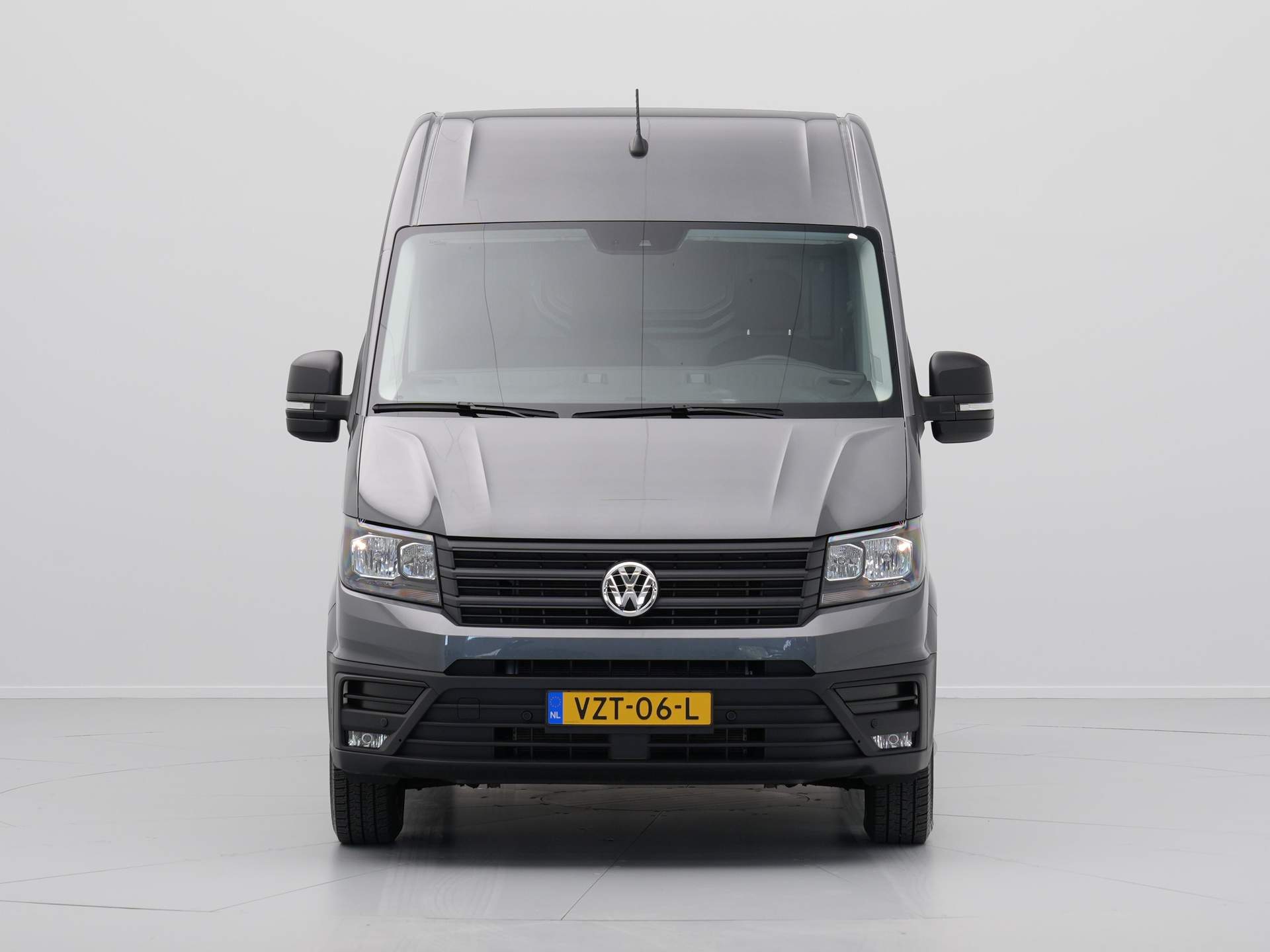 Volkswagen - Crafter 30 2.0 TDI L3H3 - 2024