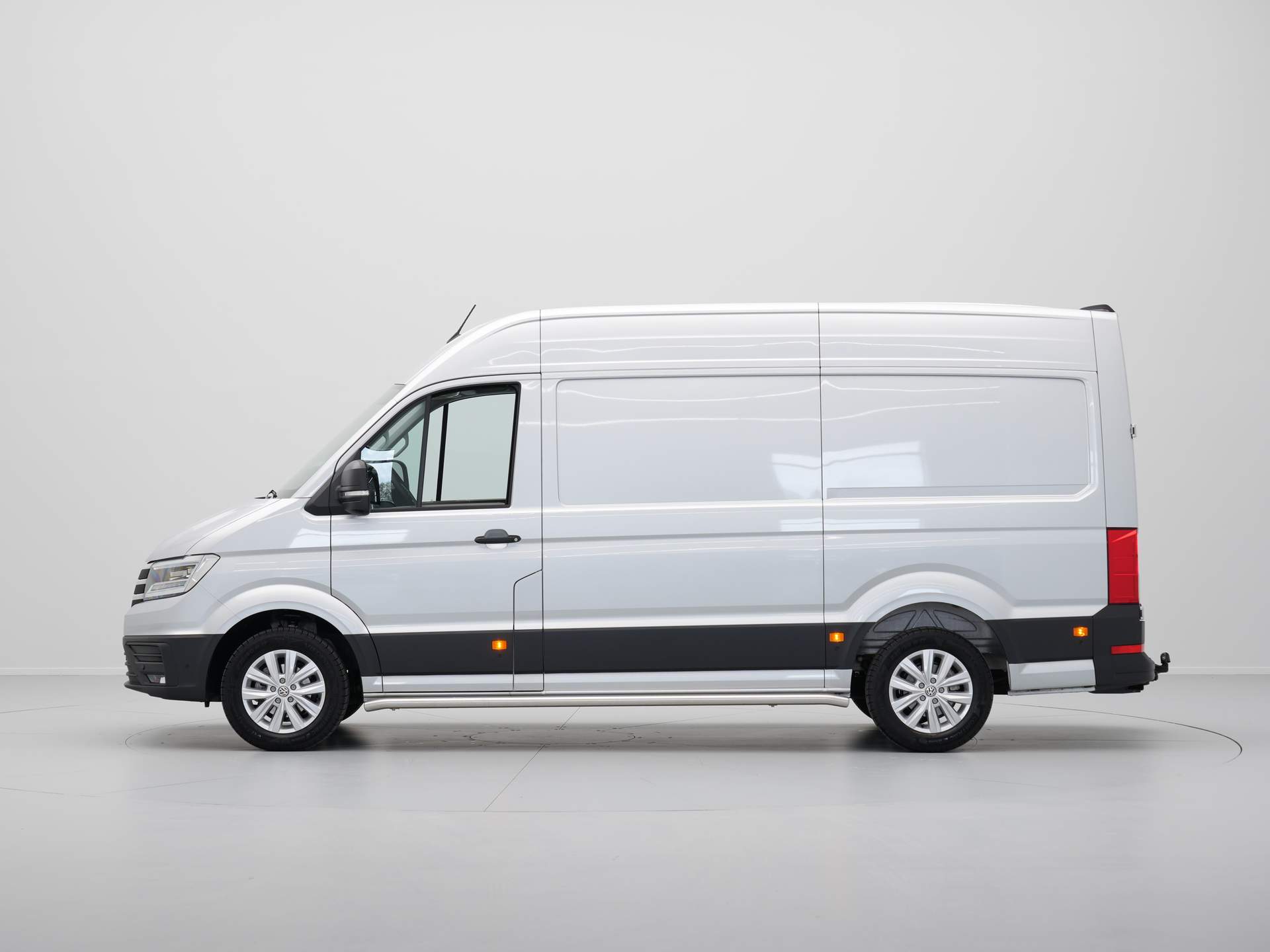Volkswagen - Crafter 35 2.0 TDI 140 L3H3 Exclusive - 2024