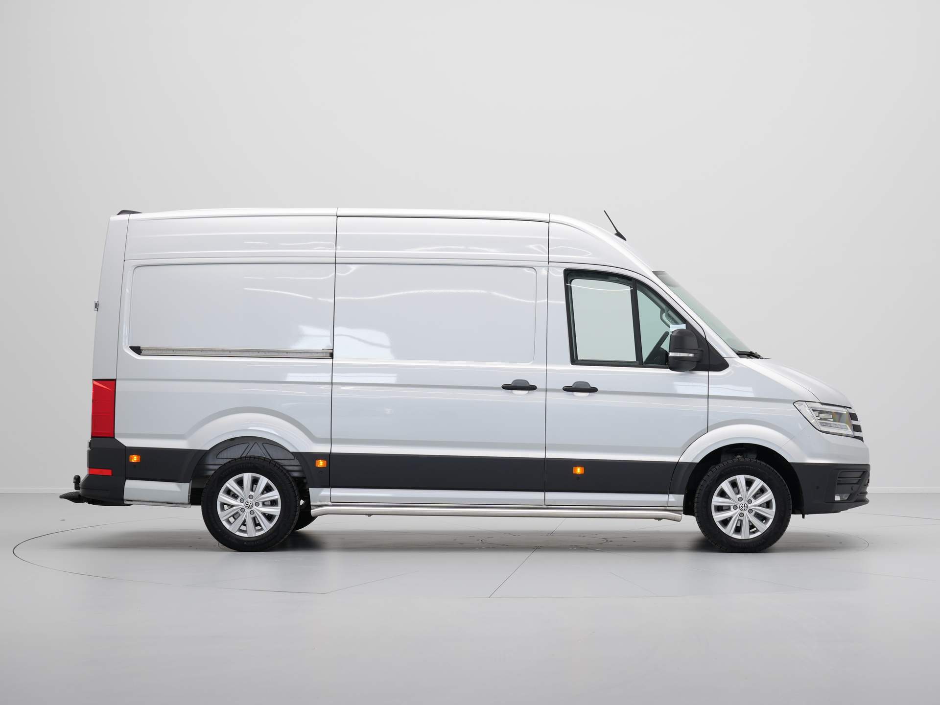 Volkswagen - Crafter 35 2.0 TDI 140 L3H3 Exclusive - 2024