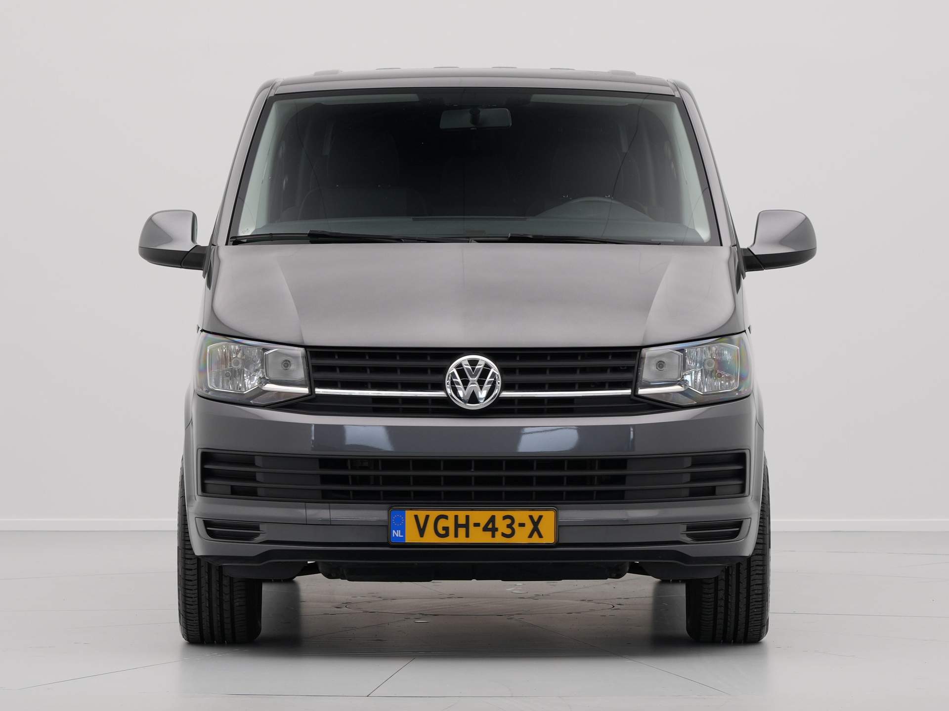 Volkswagen - Transporter 2.0 TDI 102pk L2H1 DC - 2021
