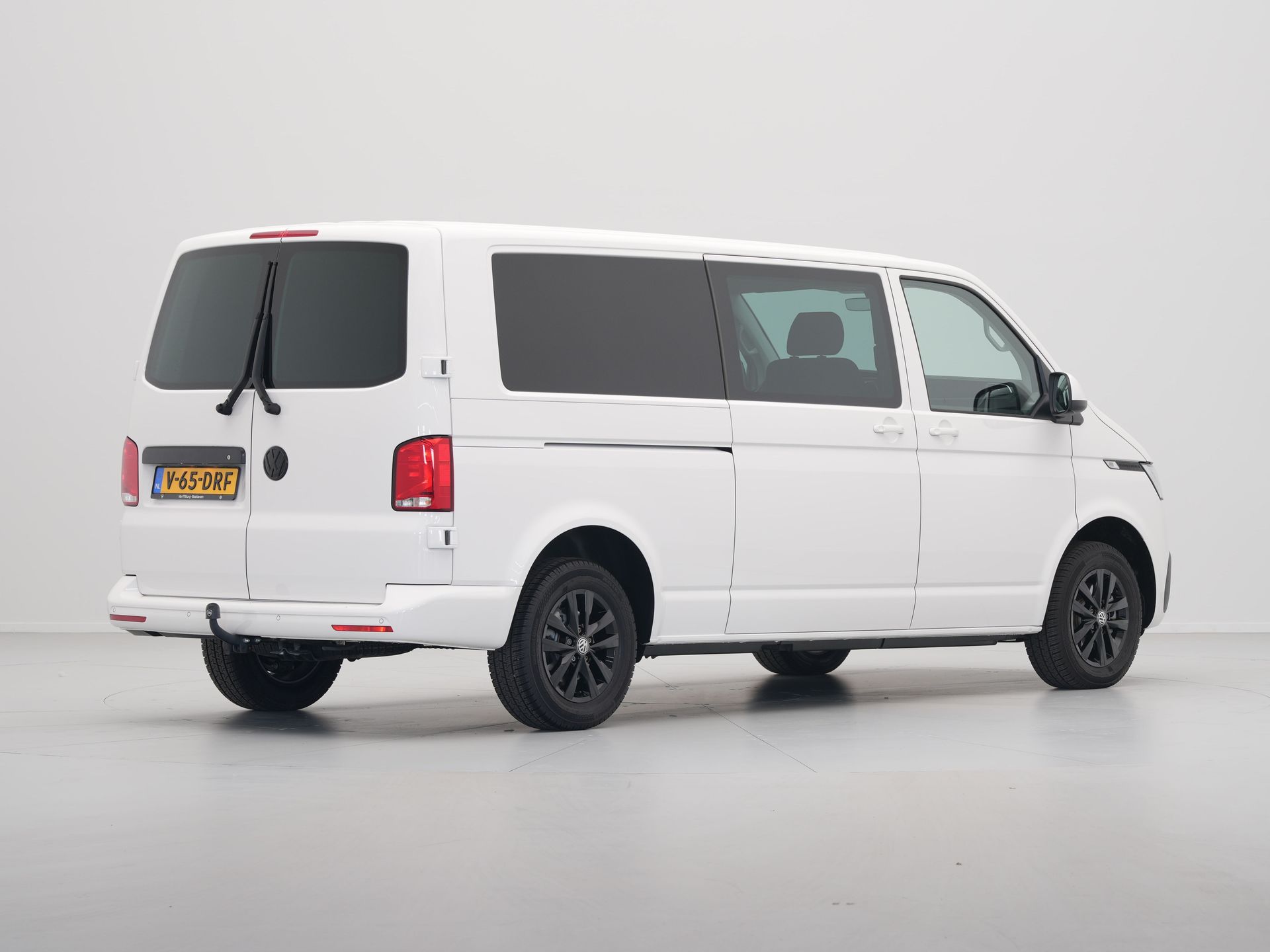 Volkswagen - Transporter 2.0 TDI L2H1 30 DC Highline - 2024