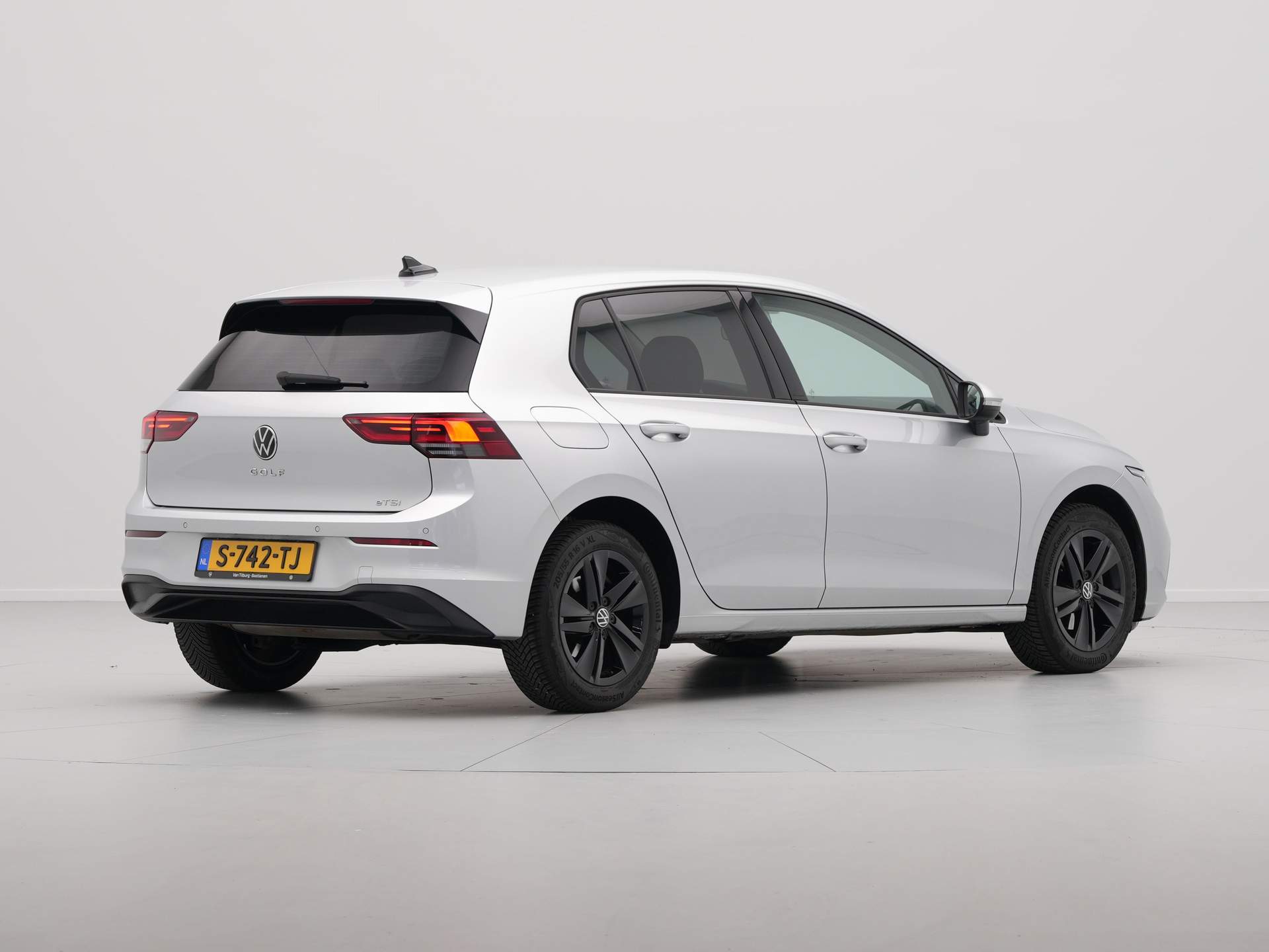 Volkswagen - Golf 1.0 eTSI 110pk DSG Life - 2023