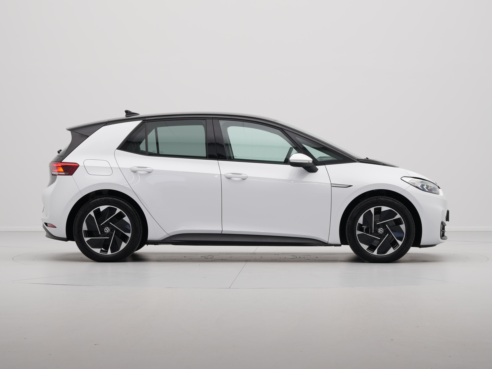 Volkswagen - ID.3 Pure 45 kWh - 2023