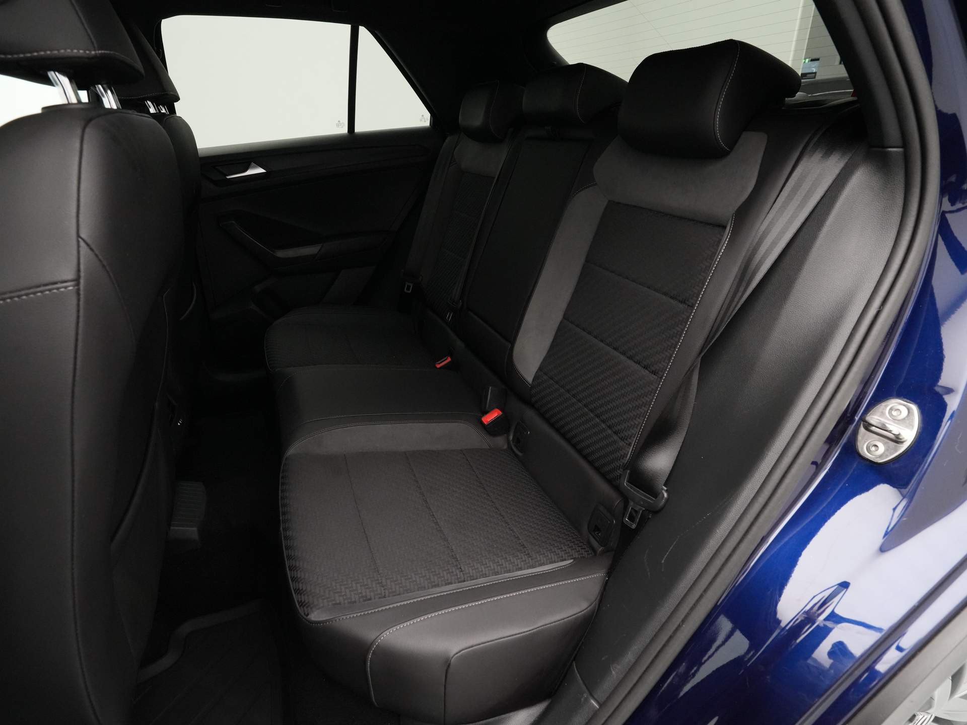 Volkswagen - T-Roc 1.5 TSI 150pk DSG Sport R-Line - 2019