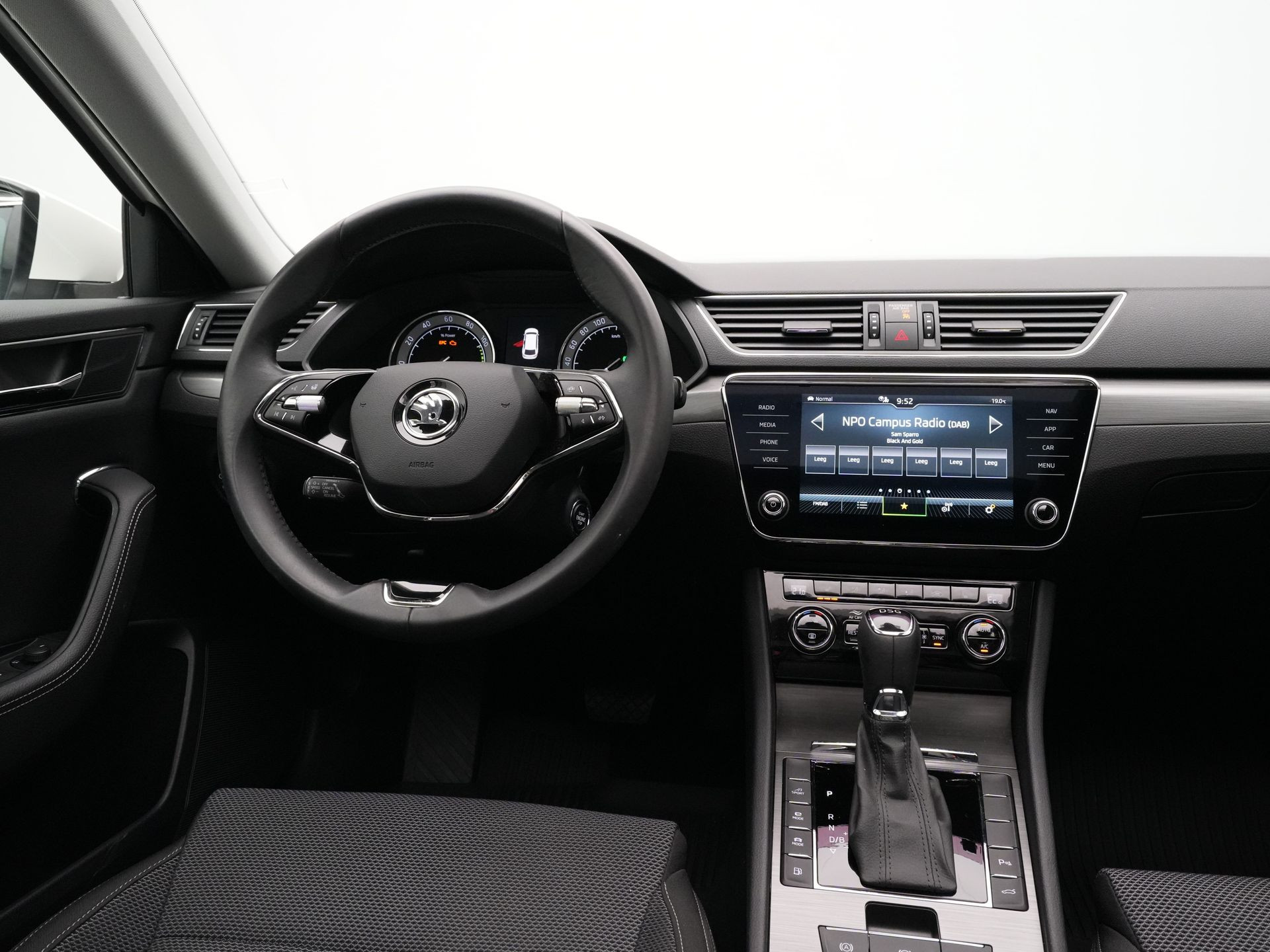 Škoda - Superb Combi 1.4 TSI iV 218pk Style - 2021