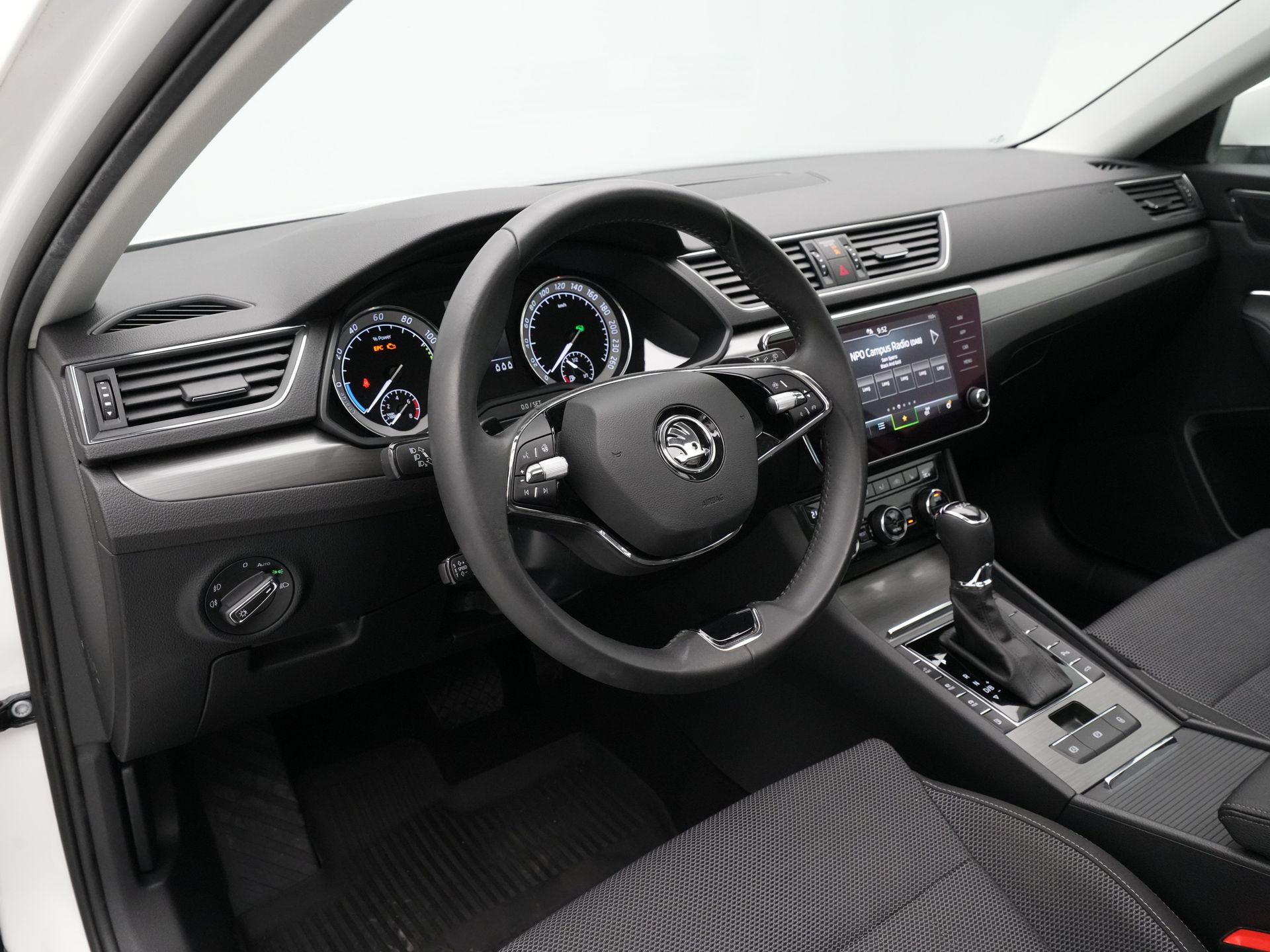 Škoda - Superb Combi 1.4 TSI iV 218pk Style - 2021