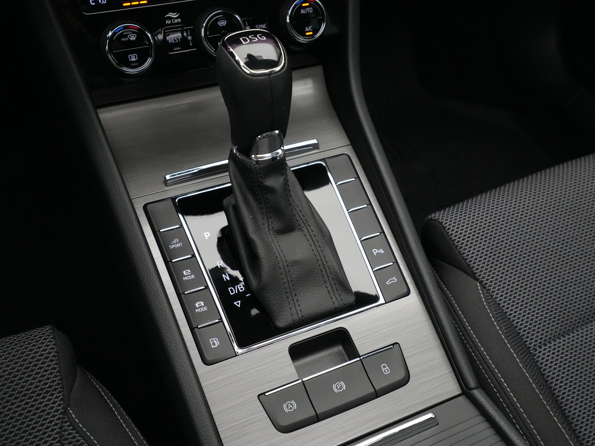 Škoda - Superb Combi 1.4 TSI iV 218pk Style - 2021