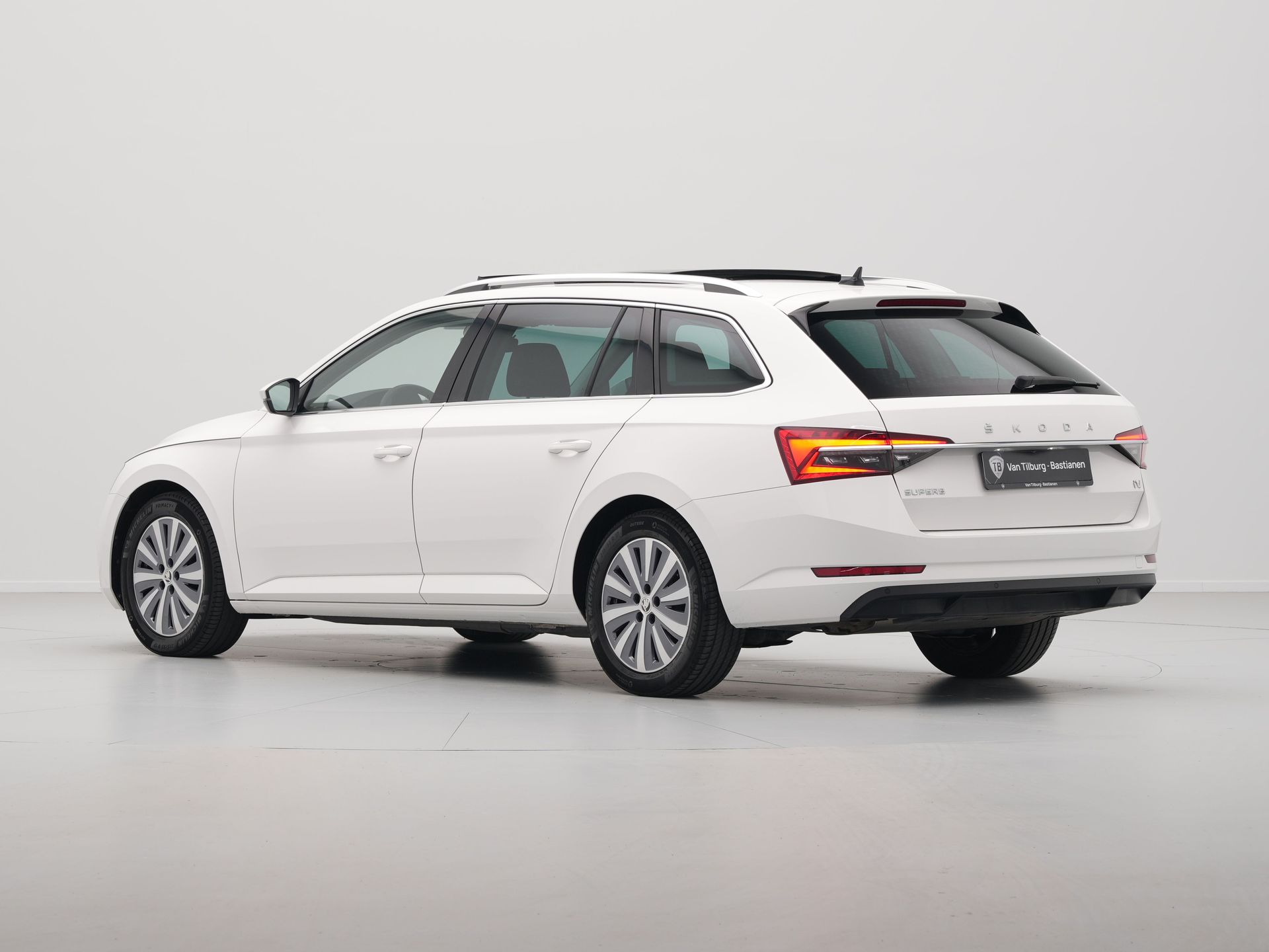 Škoda - Superb Combi 1.4 TSI iV 218pk Style - 2021