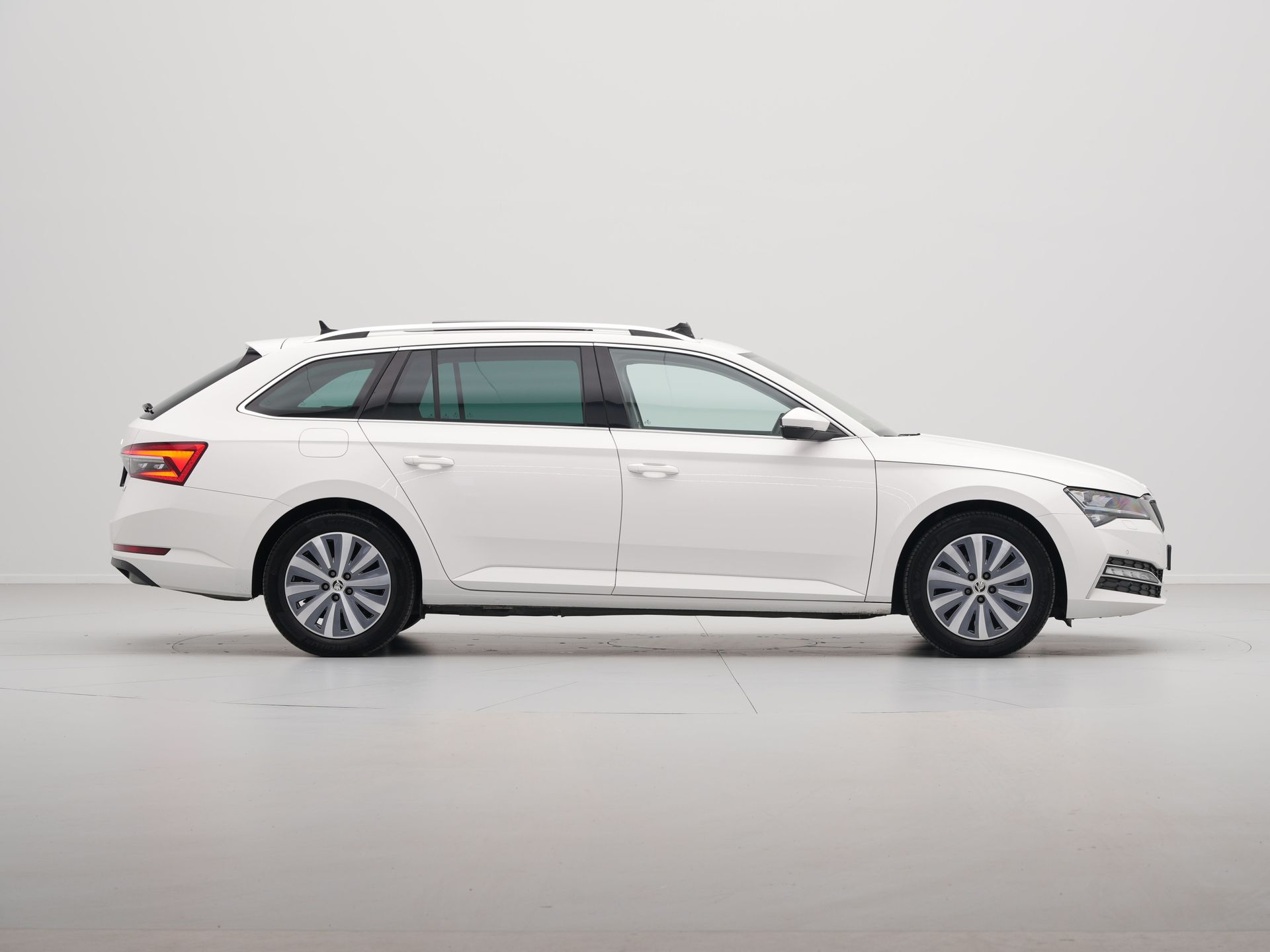 Škoda - Superb Combi 1.4 TSI iV 218pk Style - 2021
