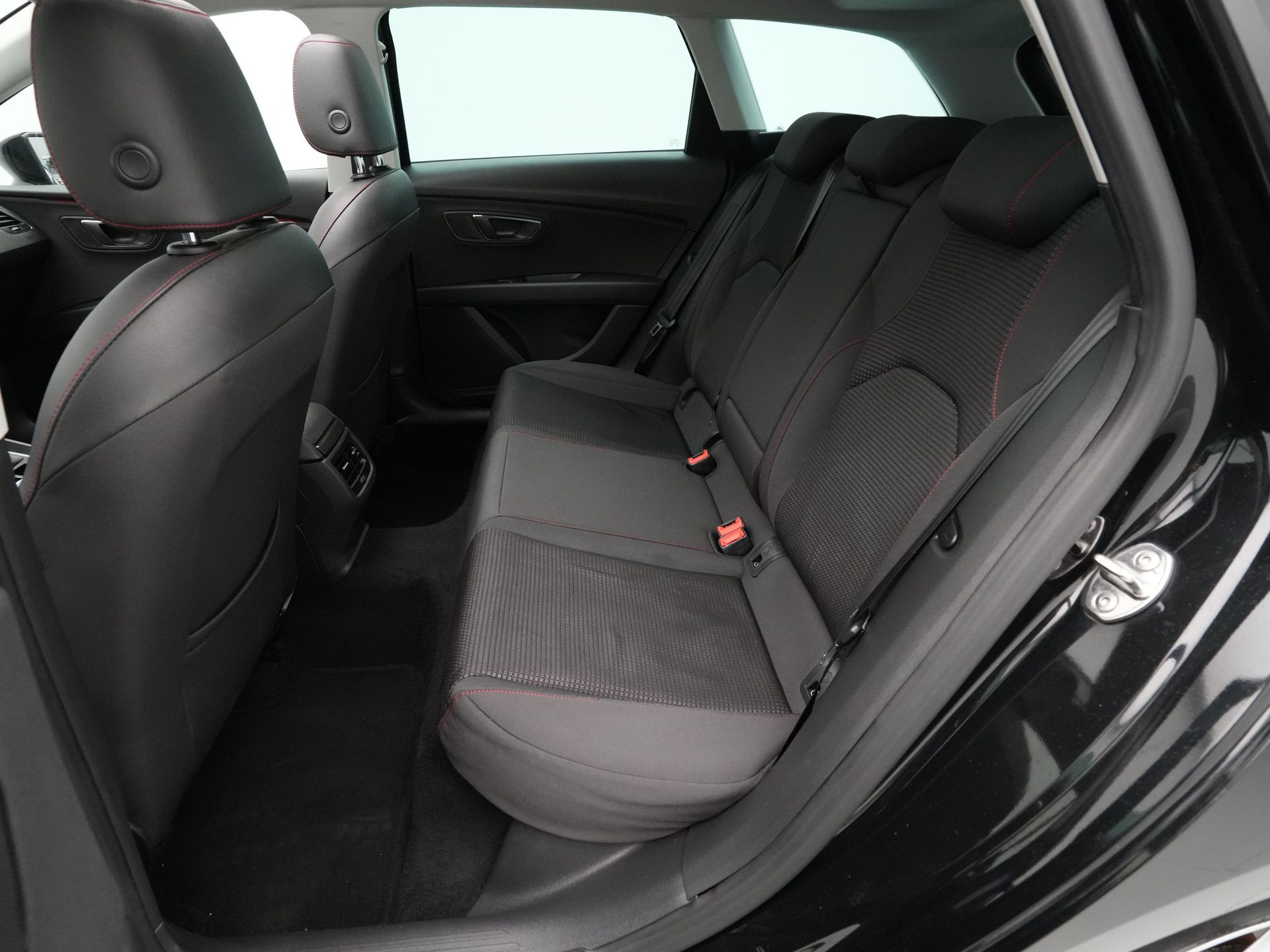 SEAT - León ST 1.5 TSI 150pk DSG FR Business Intense - 2019
