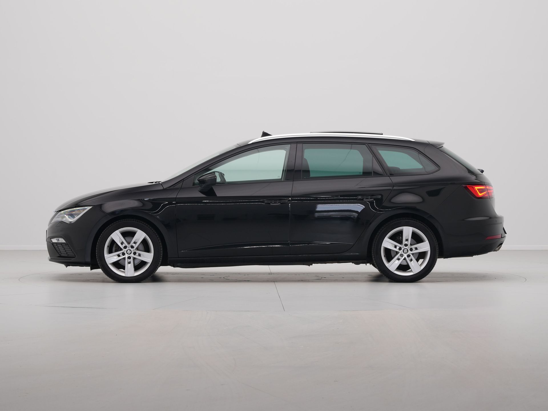 SEAT - León ST 1.5 TSI 150pk DSG FR Business Intense - 2019