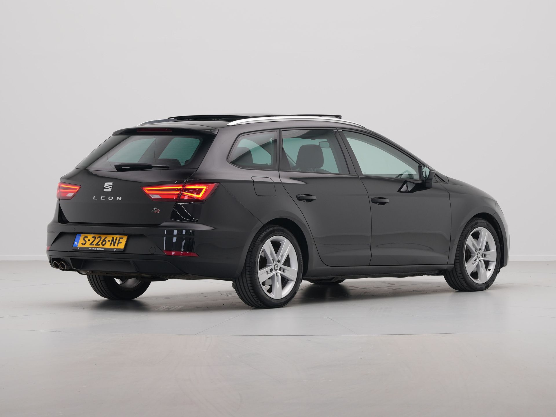 SEAT - León ST 1.5 TSI 150pk DSG FR Business Intense - 2019