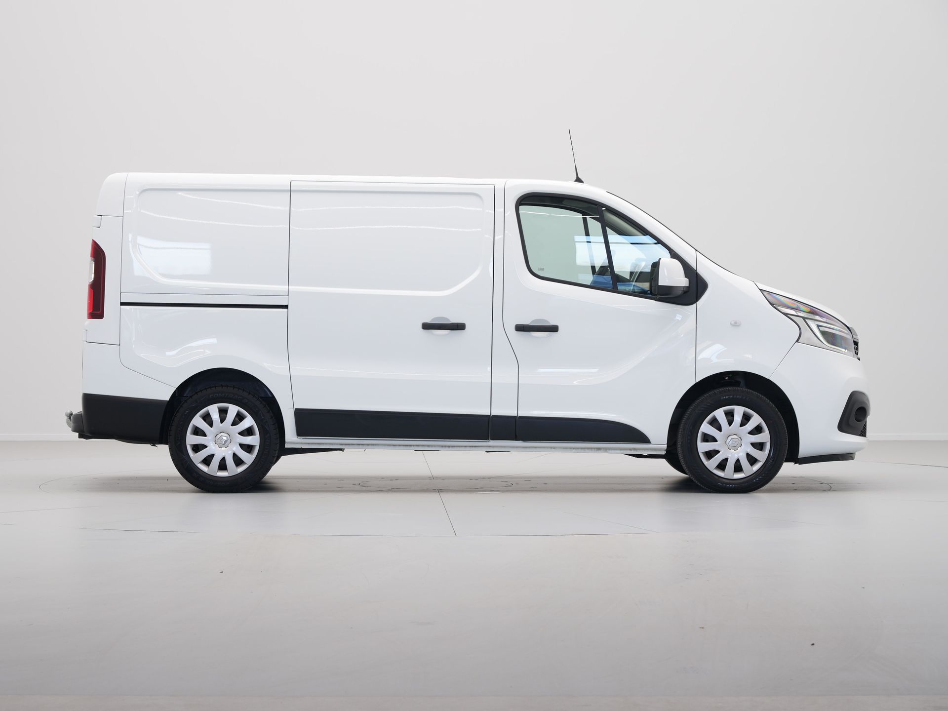 Renault - Trafic 2.0 dCi 120 T27 L1H1 Work Edition - 2021