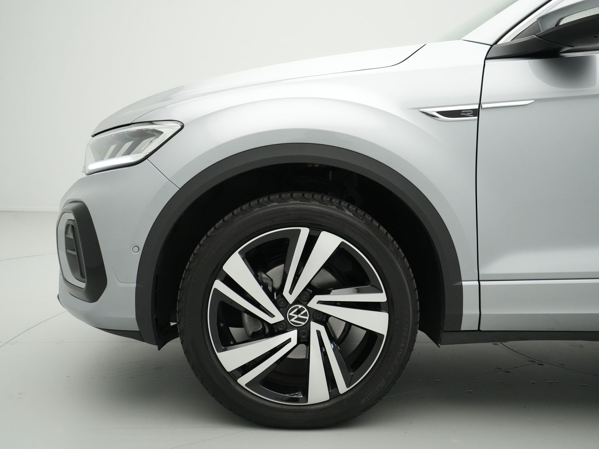 Volkswagen - T-Roc 1.5 TSI 150pk DSG R-Line - 2024