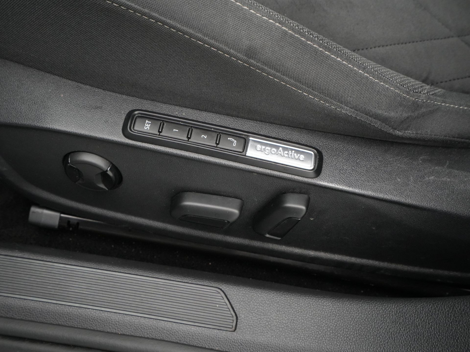 Volkswagen - Golf 1.4 eHybrid Style - 2020