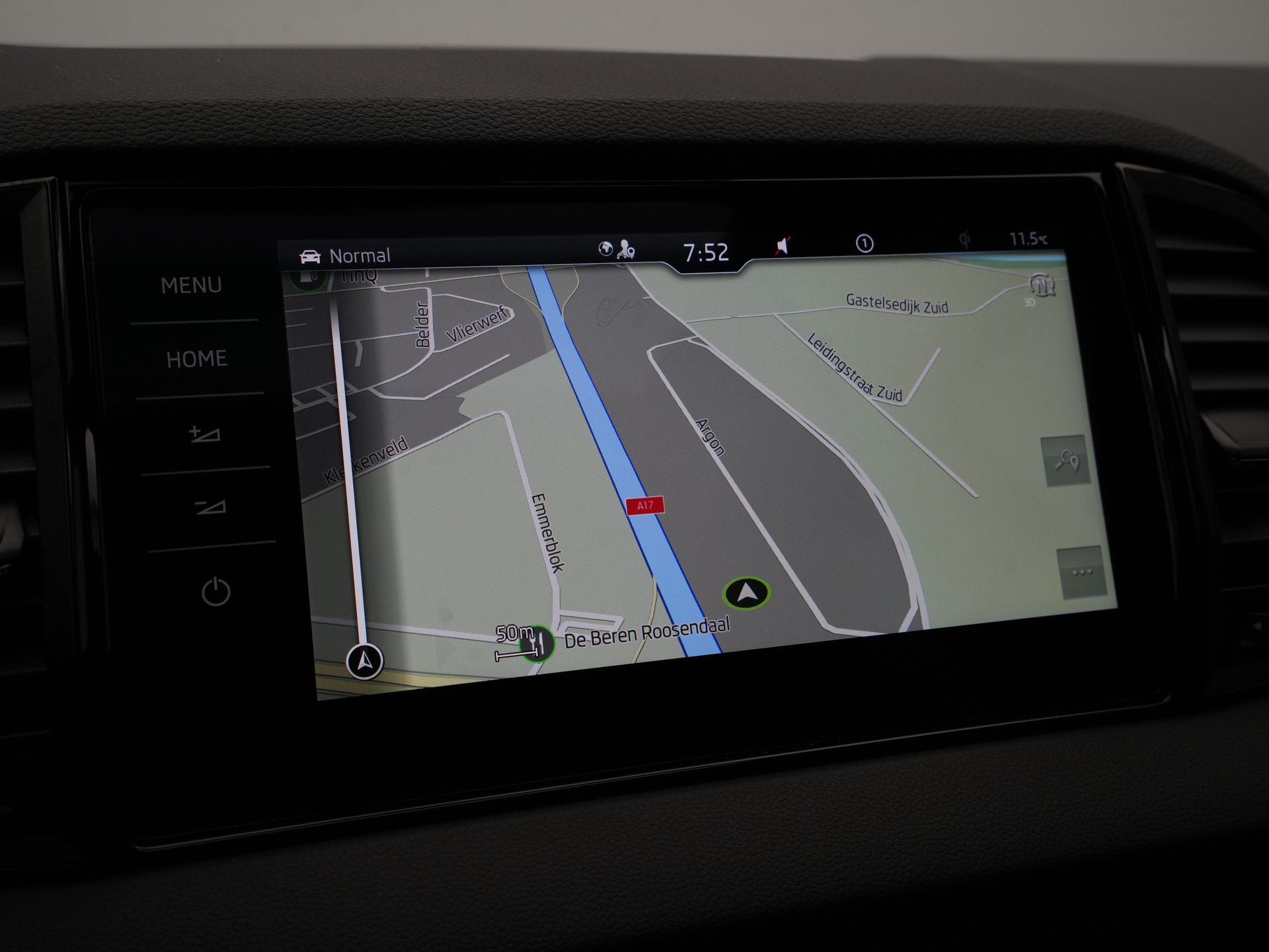 Škoda - Karoq 1.5 TSI ACT Sportline Business - 2023