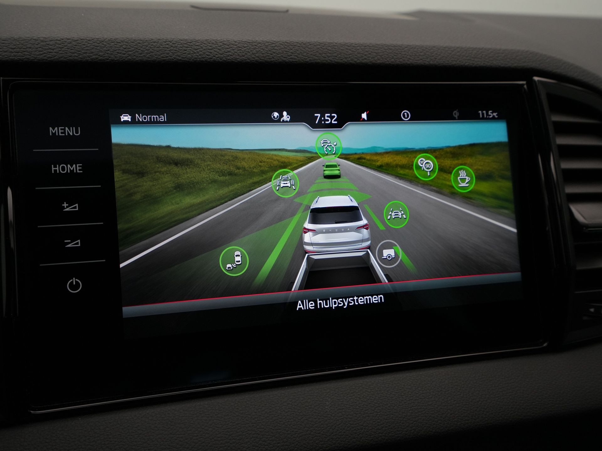 Škoda - Karoq 1.5 TSI ACT Sportline Business - 2023
