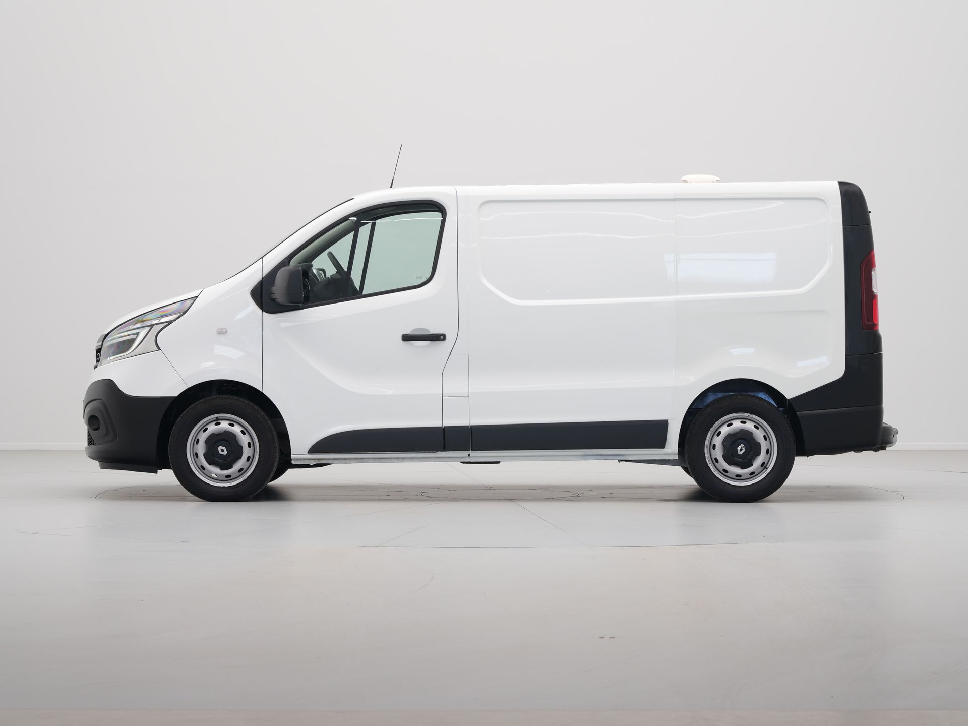 Renault - Trafic 2.0 dCi 120 T29 L1H1 Comfort - 2020