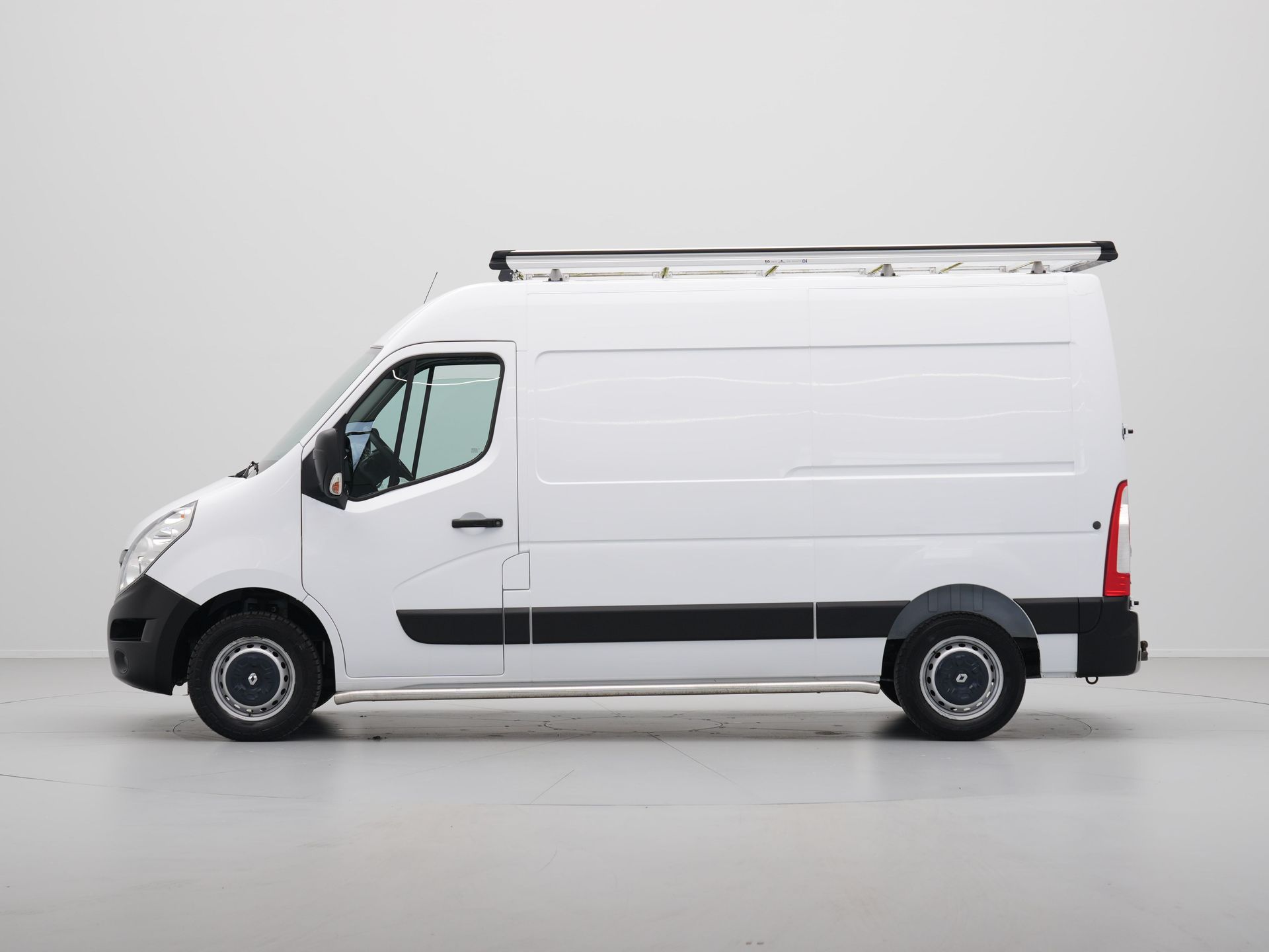 Renault - Master T35 2.3 dCi L2H2 - 2018