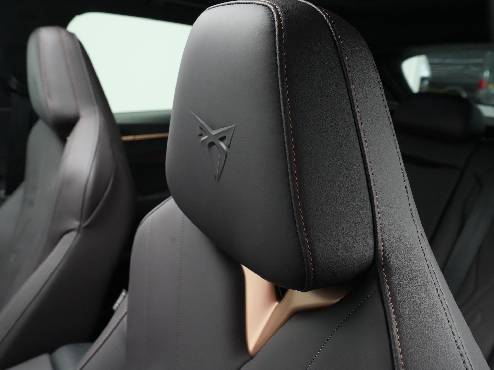 CUPRA - Terramar 1.5 TSI 272pk e-Hybrid VZ Performance - 2025