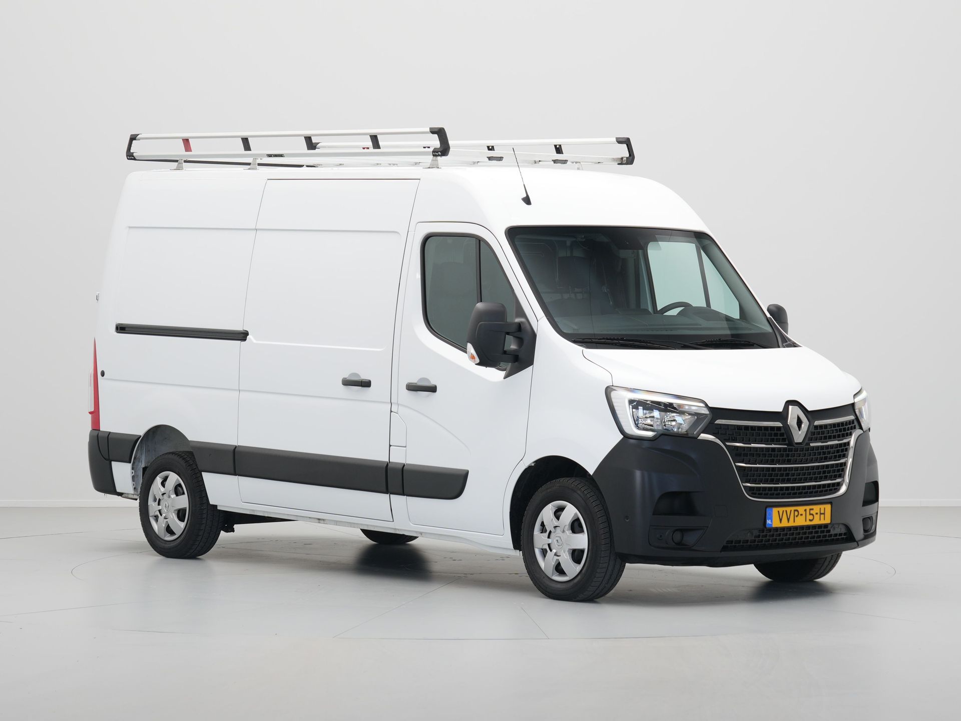 Renault - Master T35 2.3 dCi 135 L2H2 Work Edition - 2023