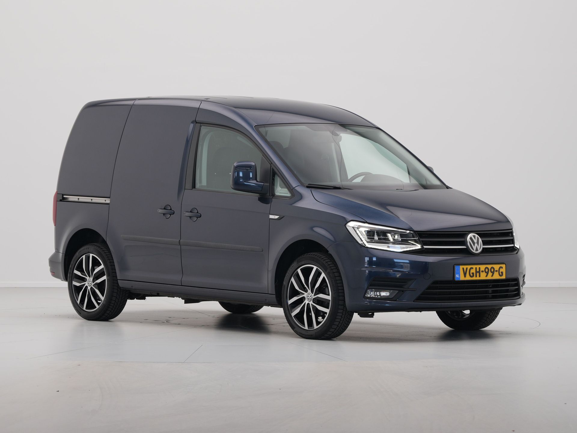 Volkswagen - Caddy 2.0 TDI L1H1 BMT Highline C-Edition - 2020