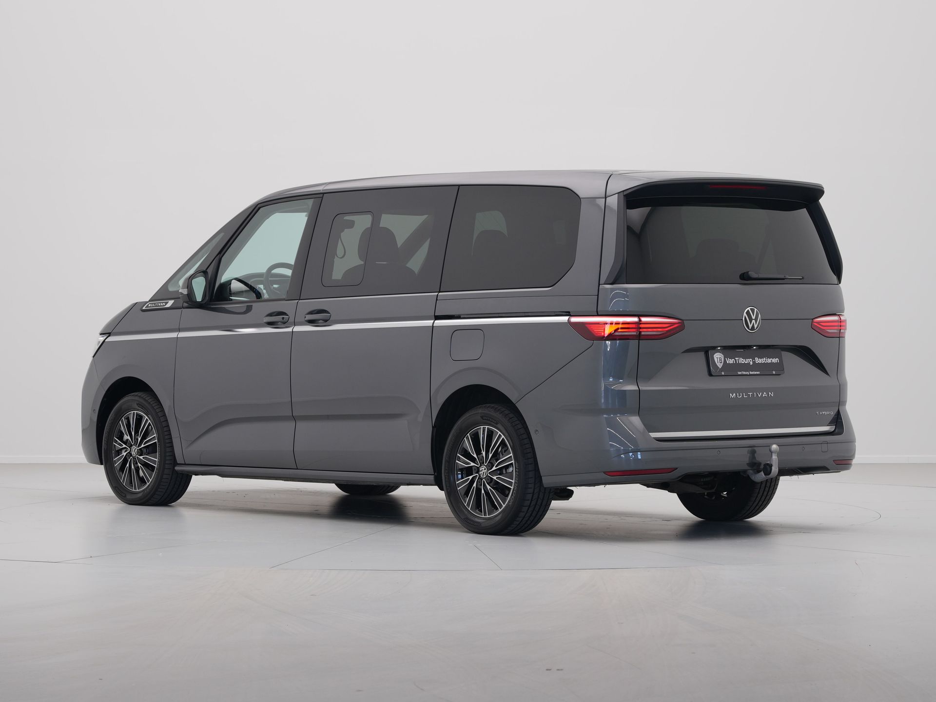 Volkswagen - Multivan 1.4 TSI PHEV Long Style 7P. - 2024