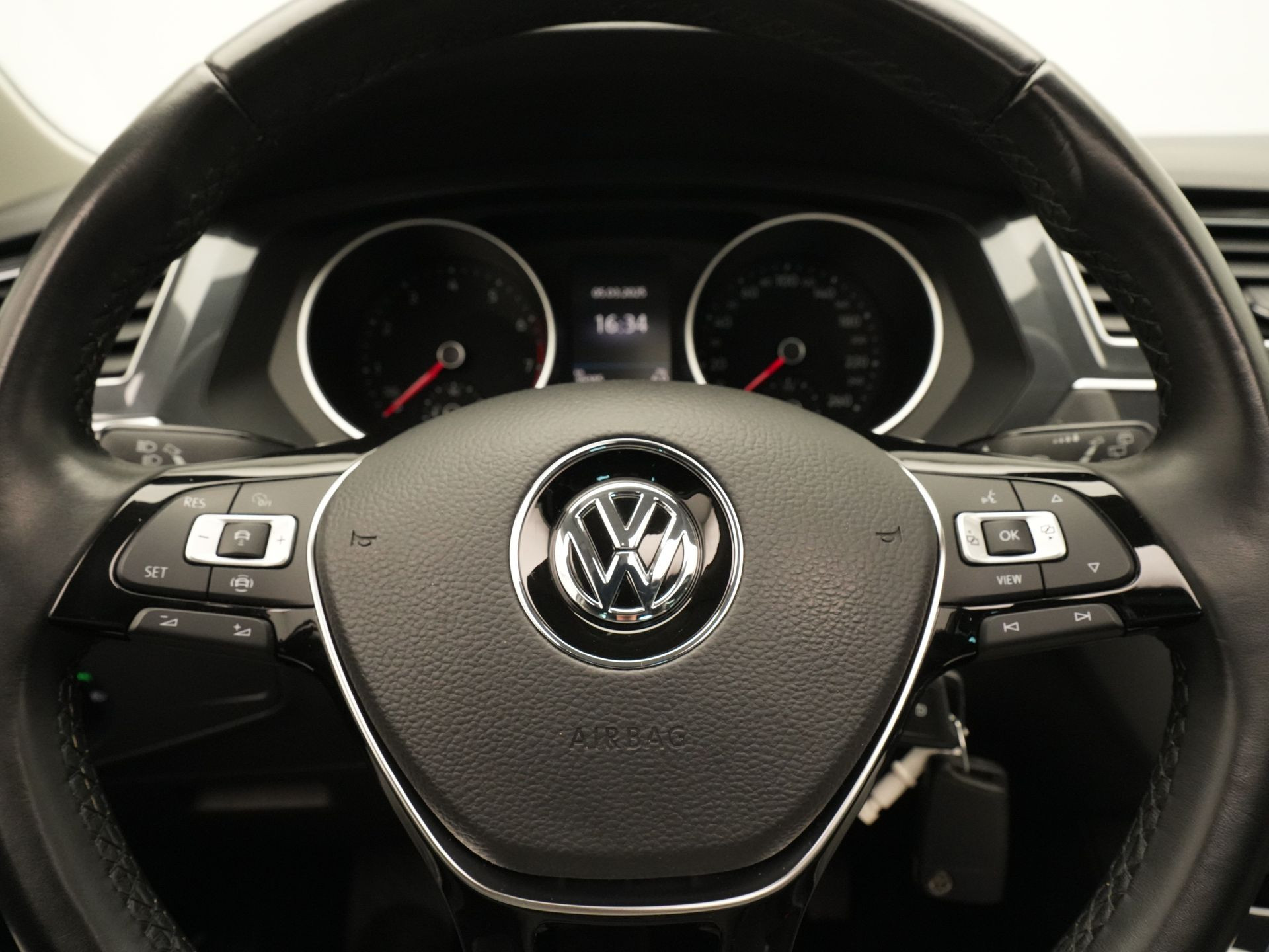 Volkswagen - Tiguan 1.5 TSI 130pk Comfortline - 2019