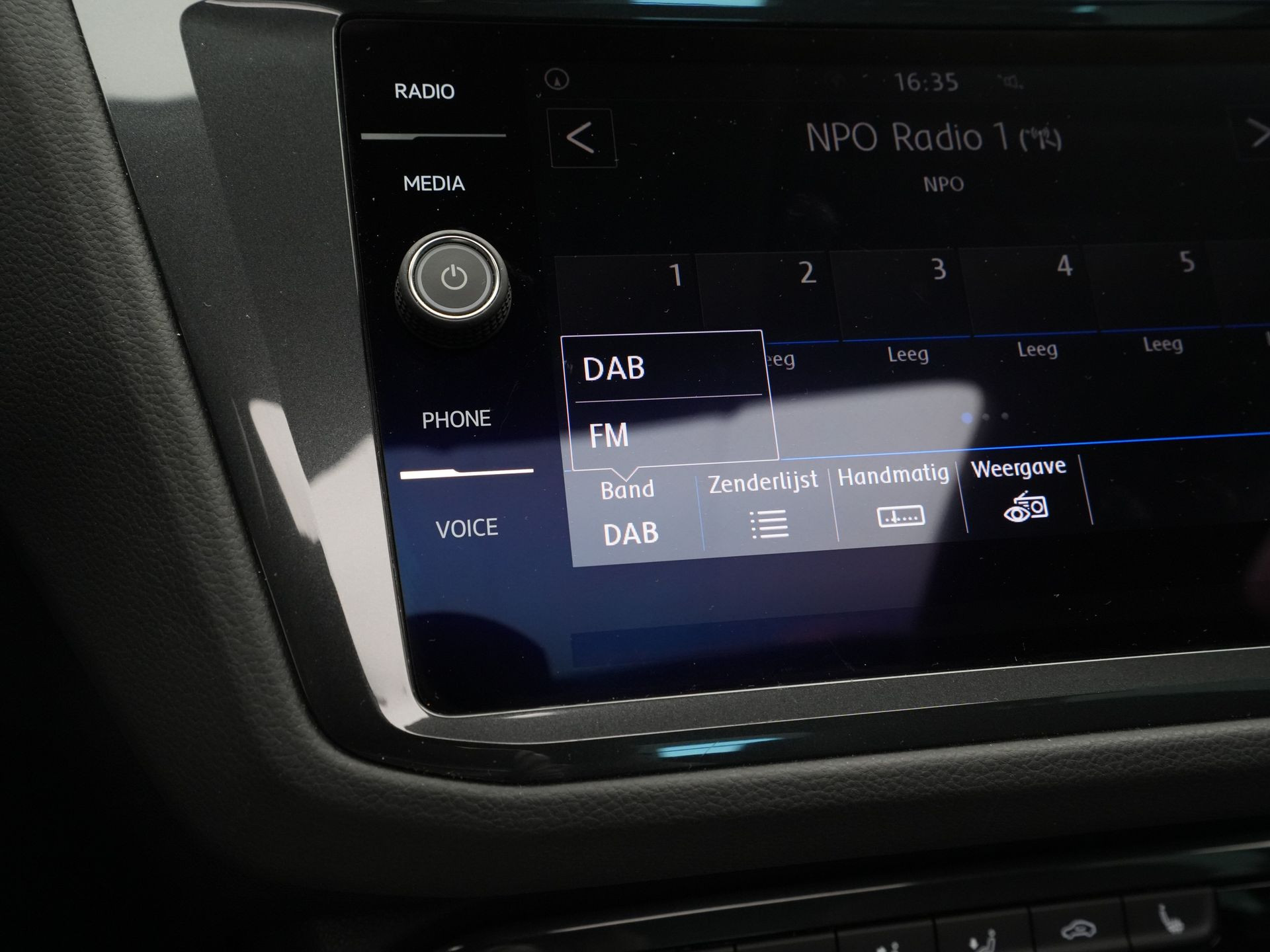 Volkswagen - Tiguan 1.5 TSI 130pk Comfortline - 2019