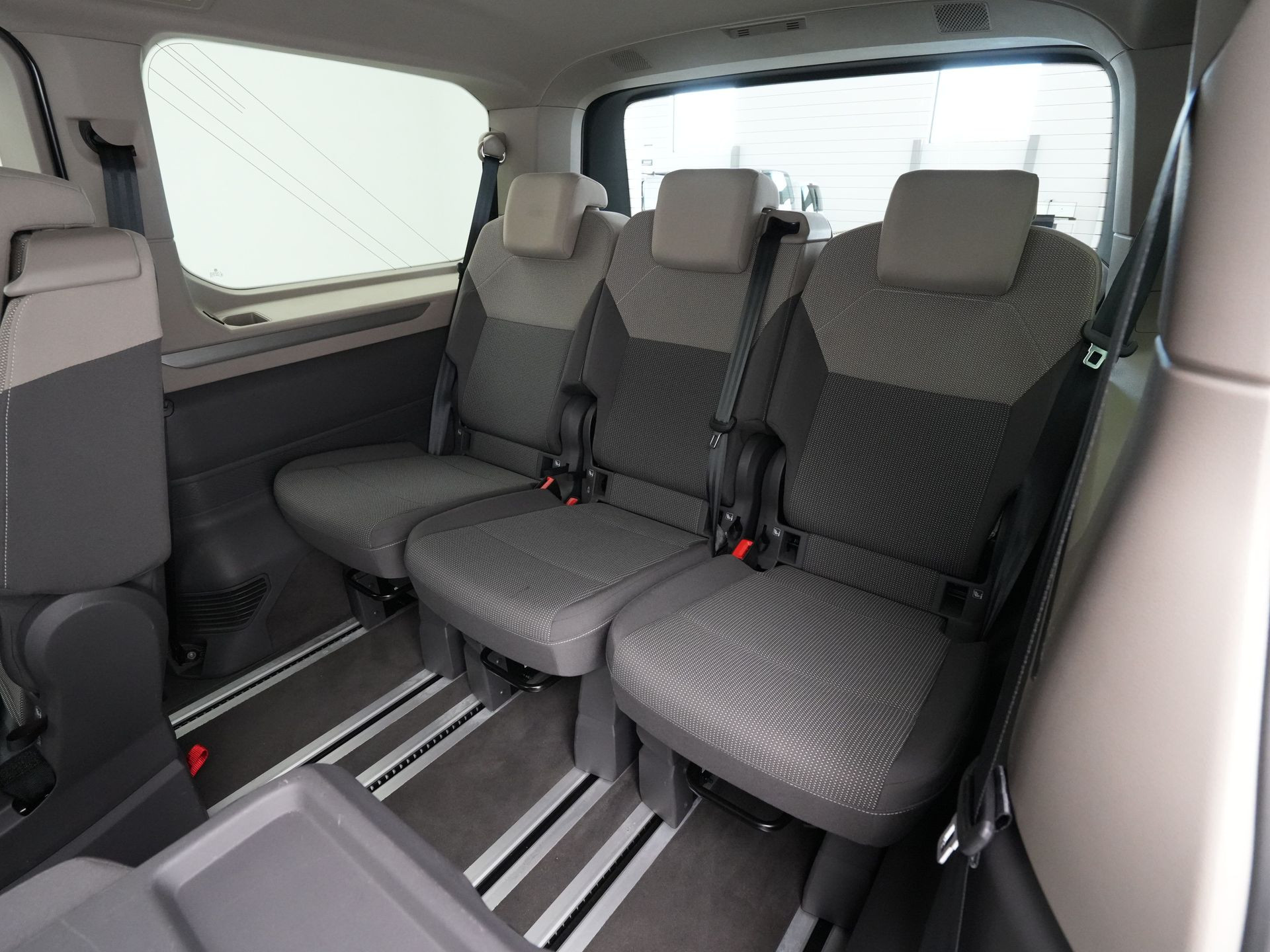 Volkswagen - Multivan 1.4 eHybrid L2H1 Life 7P. - 2023