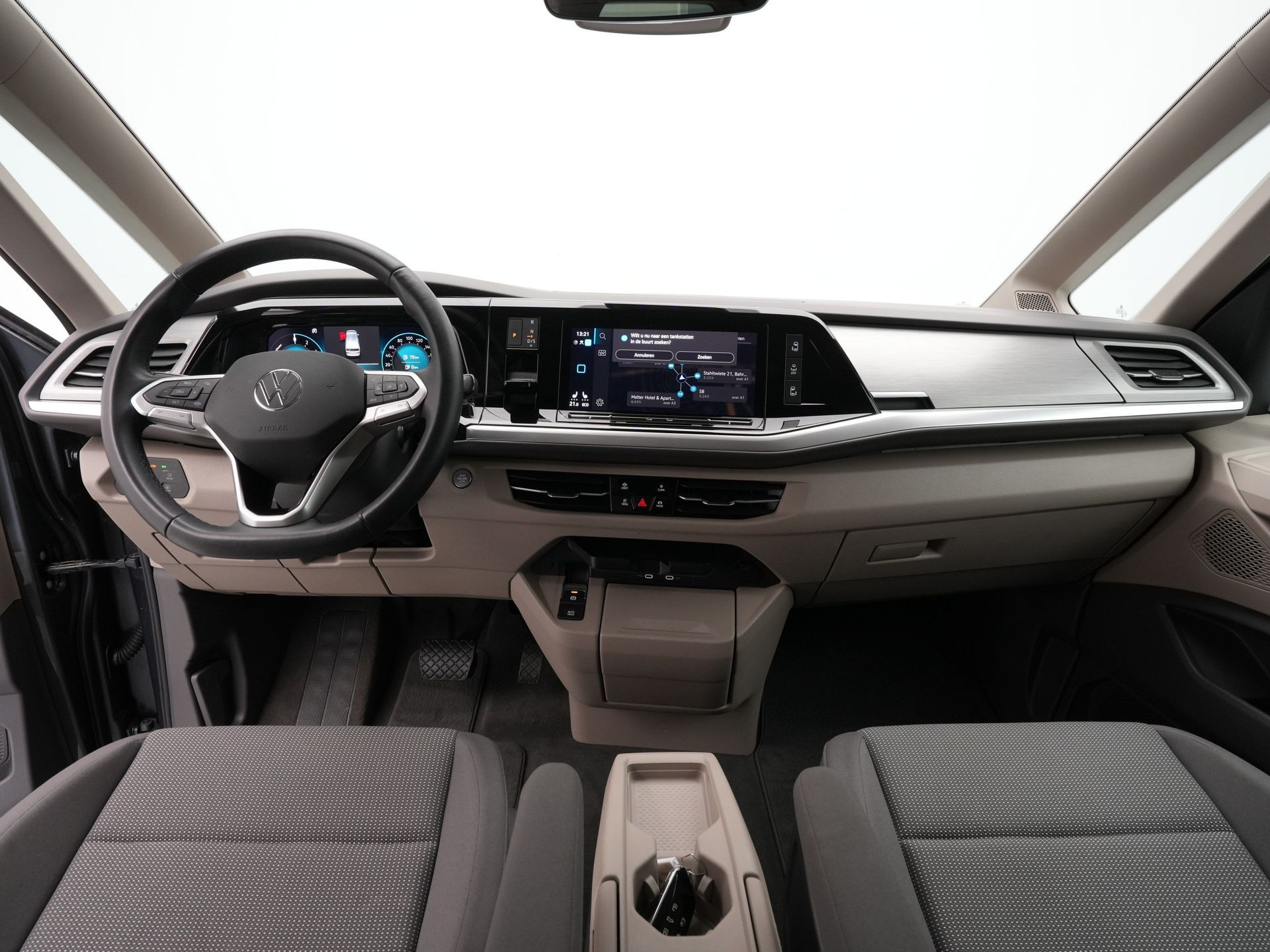 Volkswagen - Multivan 1.4 eHybrid L2H1 Life 7P. - 2023