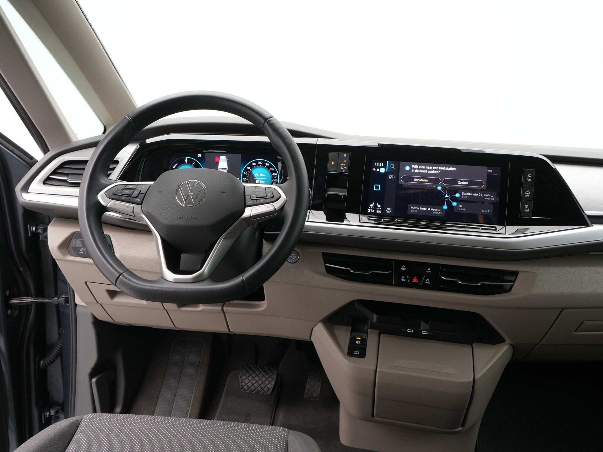 Volkswagen - Multivan 1.4 eHybrid L2H1 Life 7P. - 2023