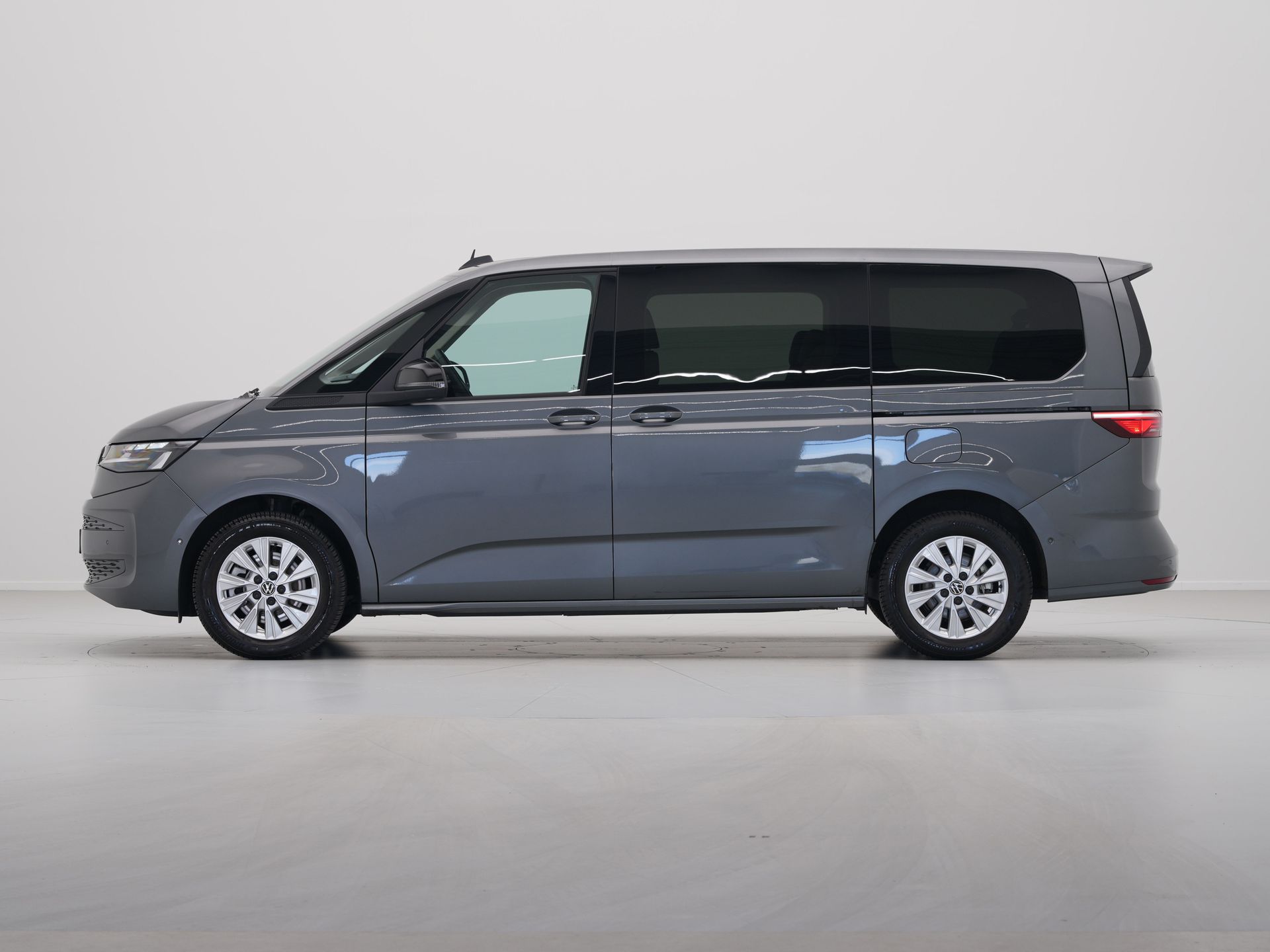Volkswagen - Multivan 1.4 eHybrid L2H1 Life 7P. - 2023