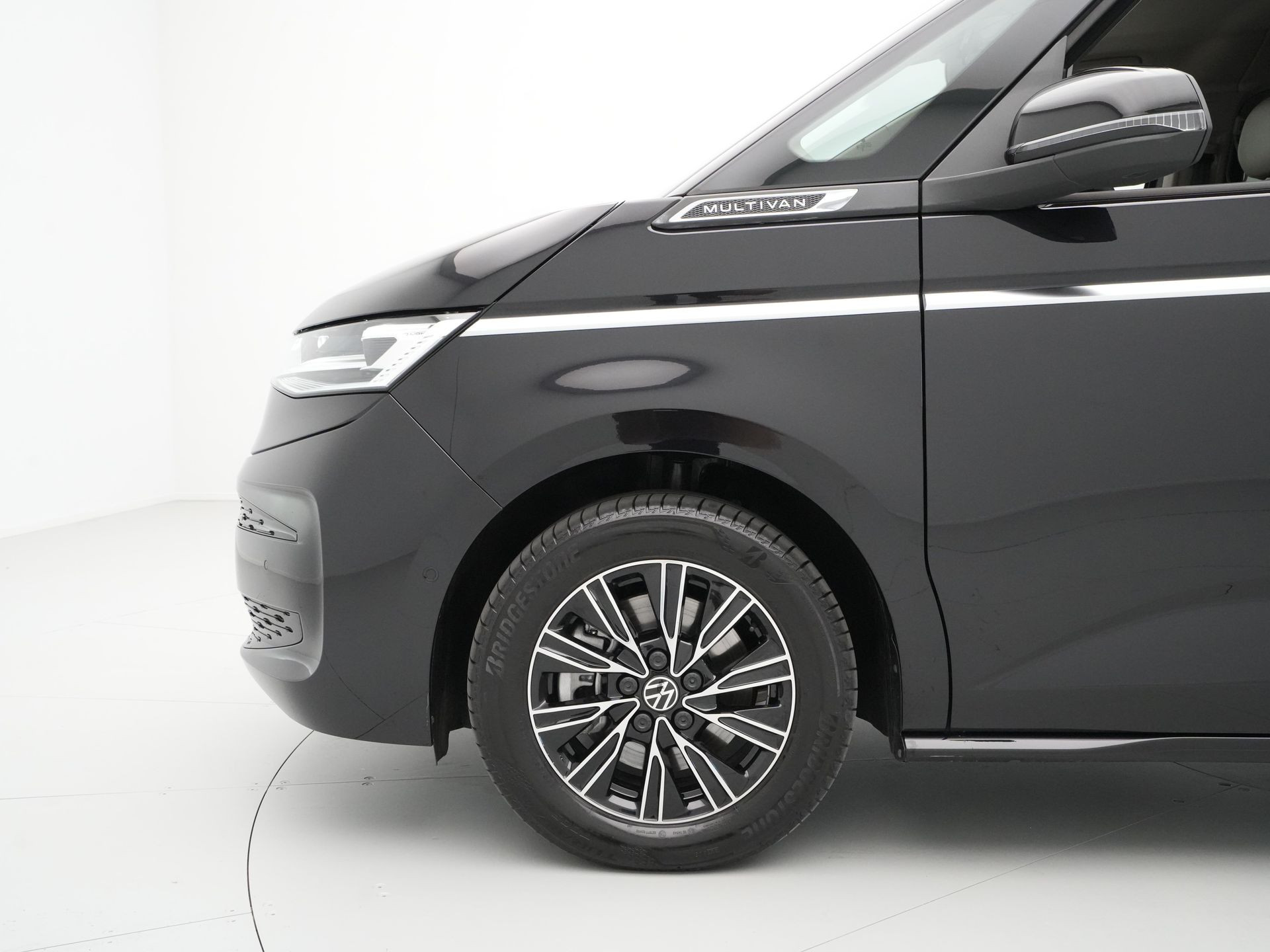 Volkswagen - Multivan 1.4 eHybrid 204pk L2H1 Style DSG - 2024