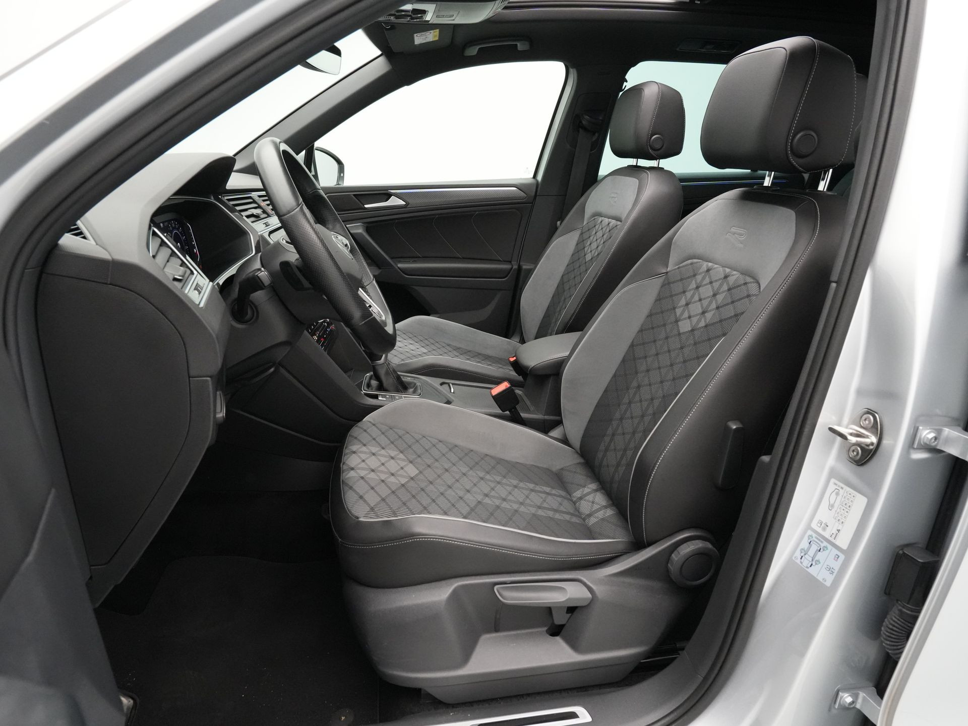 Volkswagen - Tiguan 1.4 TSI eHybrid DSG 245pk R-Line Business+ - 2021