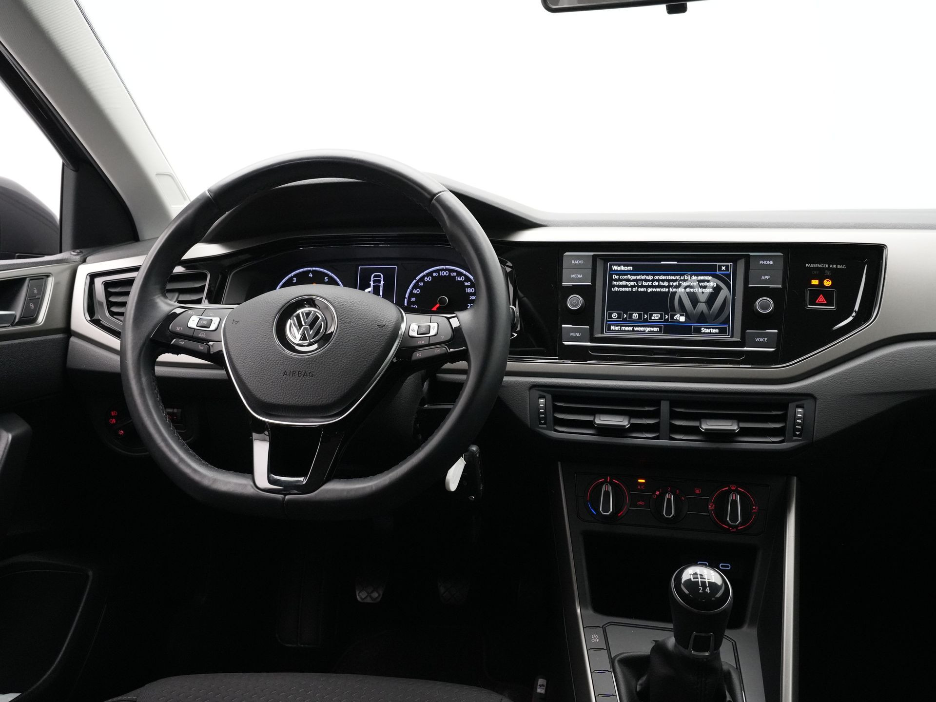 Volkswagen - Polo 1.0 MPI Comfortline - 2020