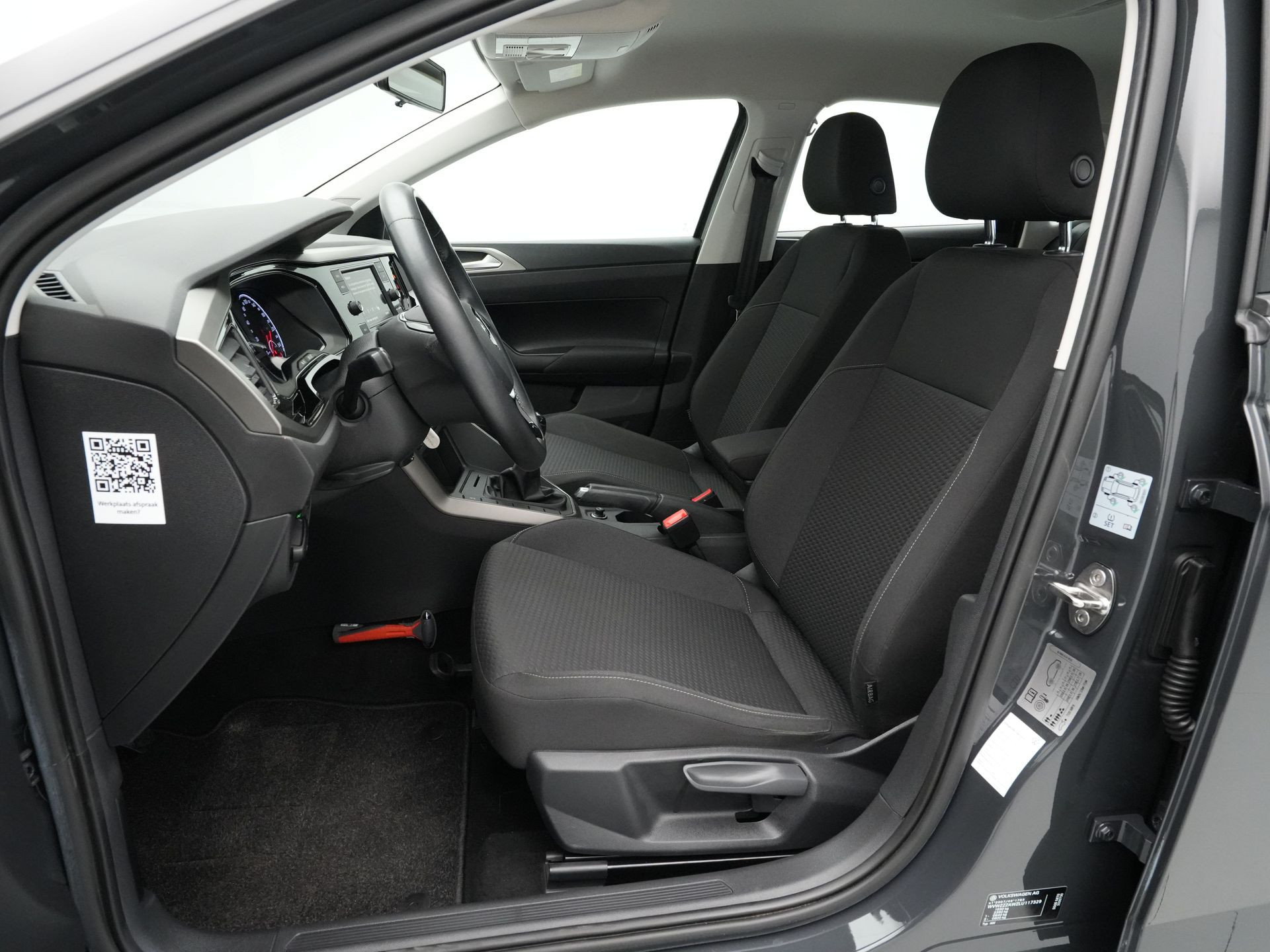 Volkswagen - Polo 1.0 MPI Comfortline - 2020