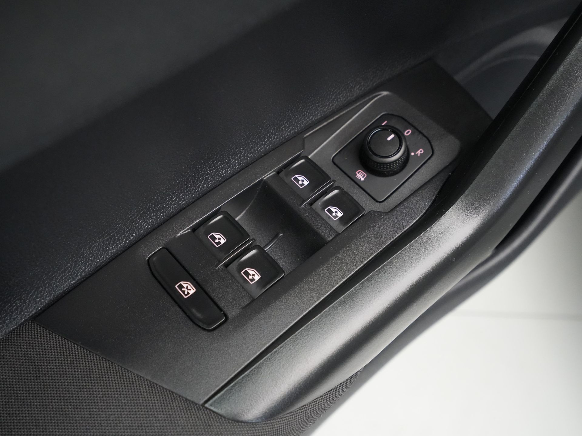 Volkswagen - Polo 1.0 MPI Comfortline - 2020