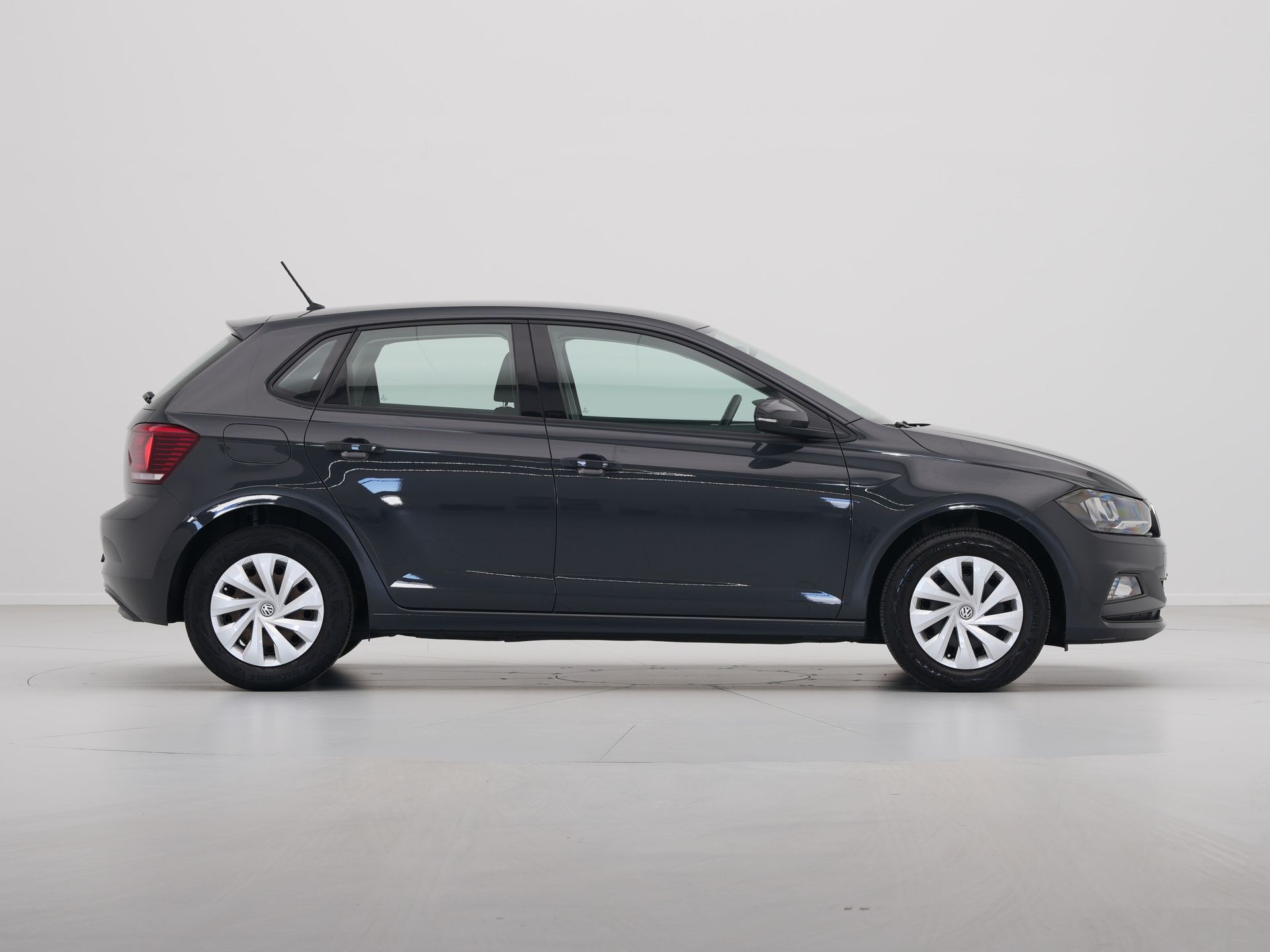 Volkswagen - Polo 1.0 MPI Comfortline - 2020