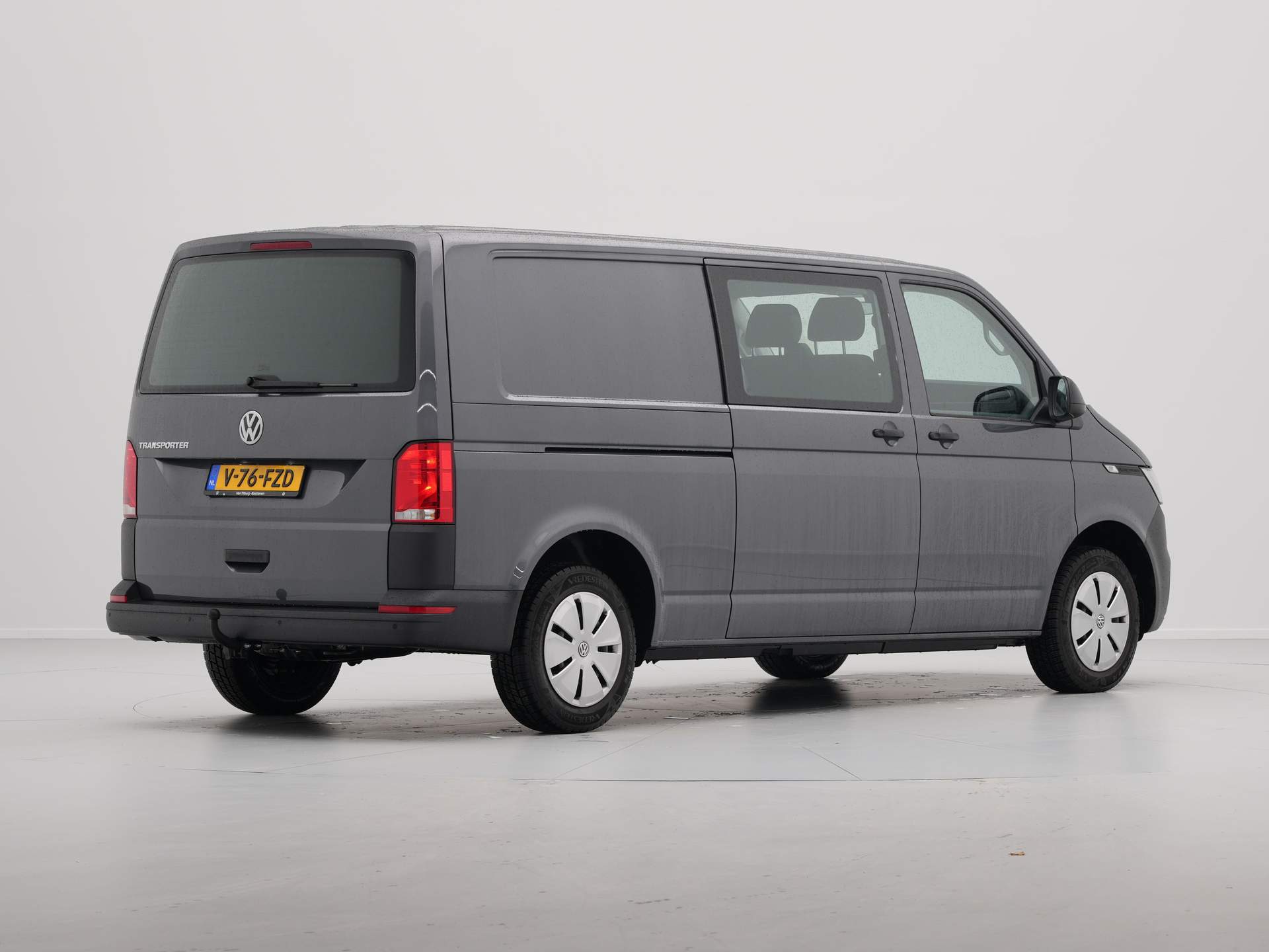 Volkswagen - Transporter 2.0 TDI L2H1 30 DC Comfortline - 2024
