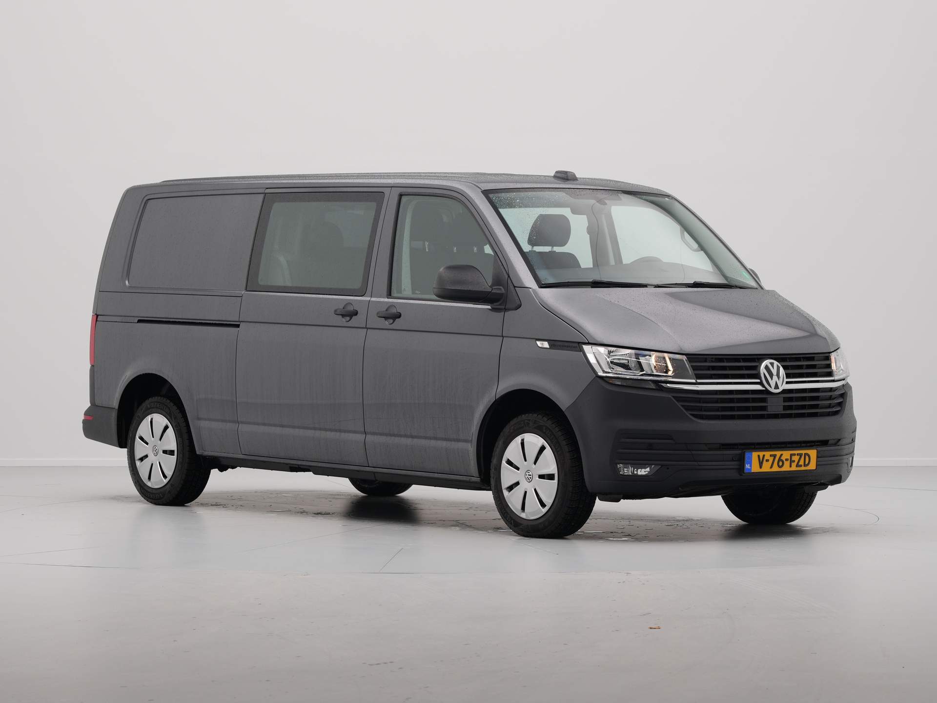 Volkswagen - Transporter 2.0 TDI L2H1 30 DC Comfortline - 2024