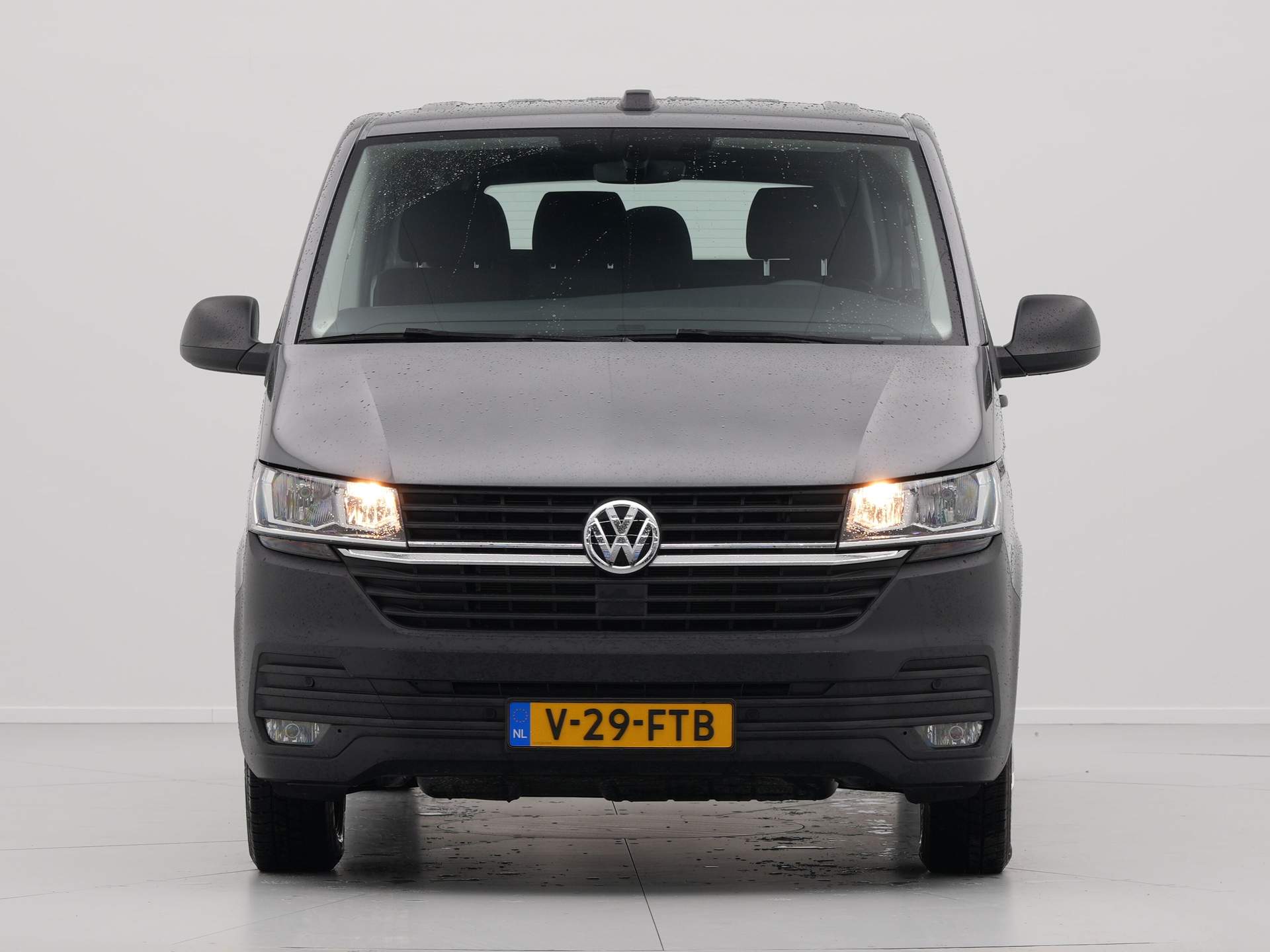 Volkswagen - Transporter 2.0 TDI L2H1 30 DC Comfortline - 2024