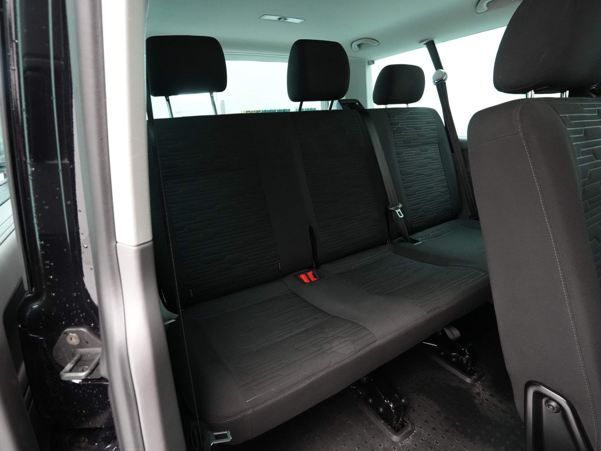 Volkswagen - Transporter Kombi 2.0 TDI 150pk DSG L2H1 Comfortline - 2022
