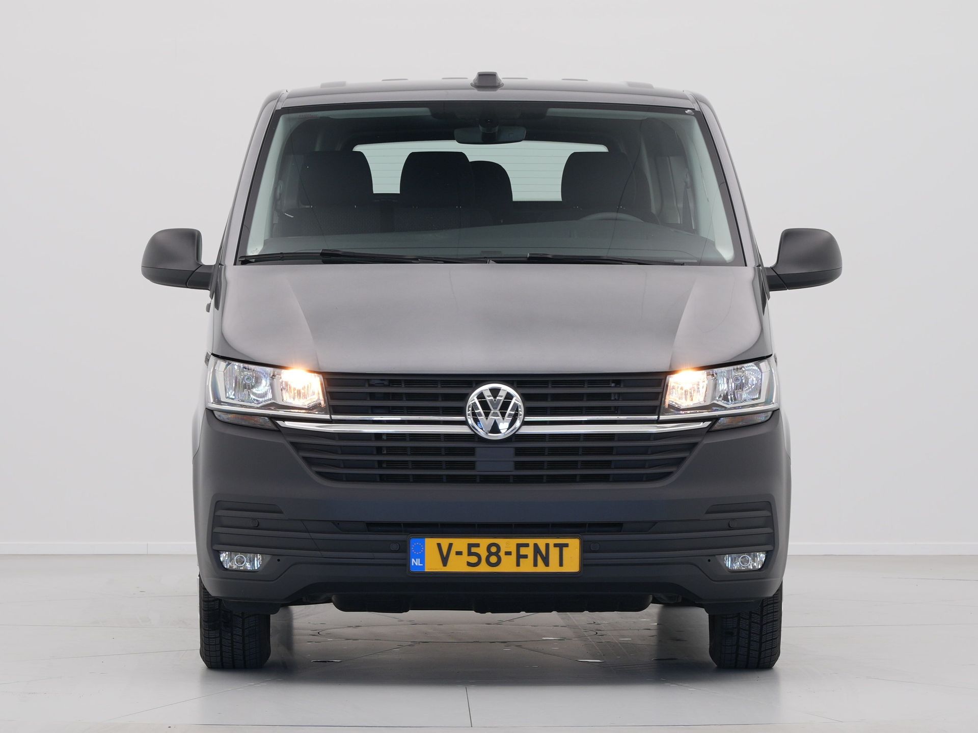 Volkswagen - Transporter 2.0 TDI L2H1 30 DC Comfortline - 2024