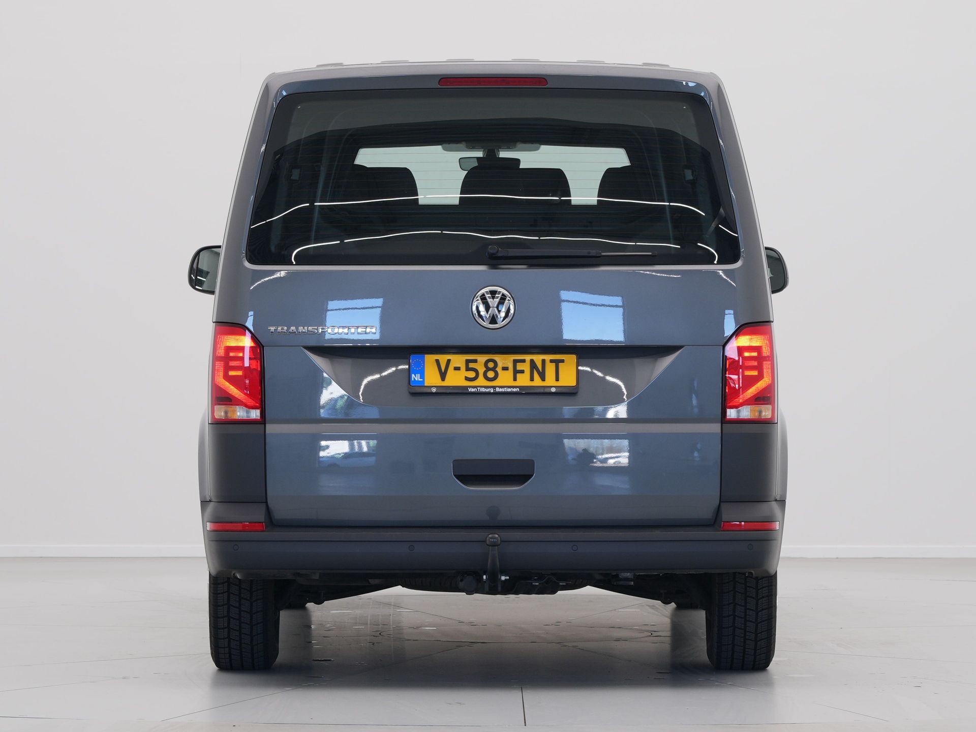 Volkswagen - Transporter 2.0 TDI L2H1 30 DC Comfortline - 2024