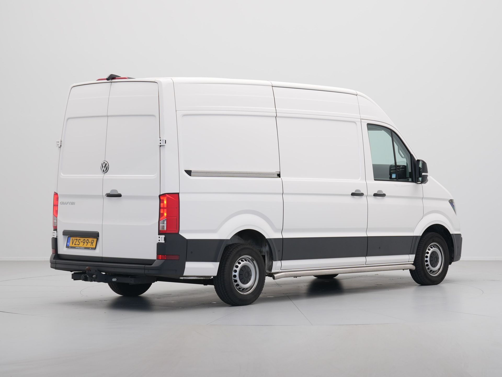 Volkswagen - Crafter 30 2.0 TDI 140pk L3H3 Highline - 2024