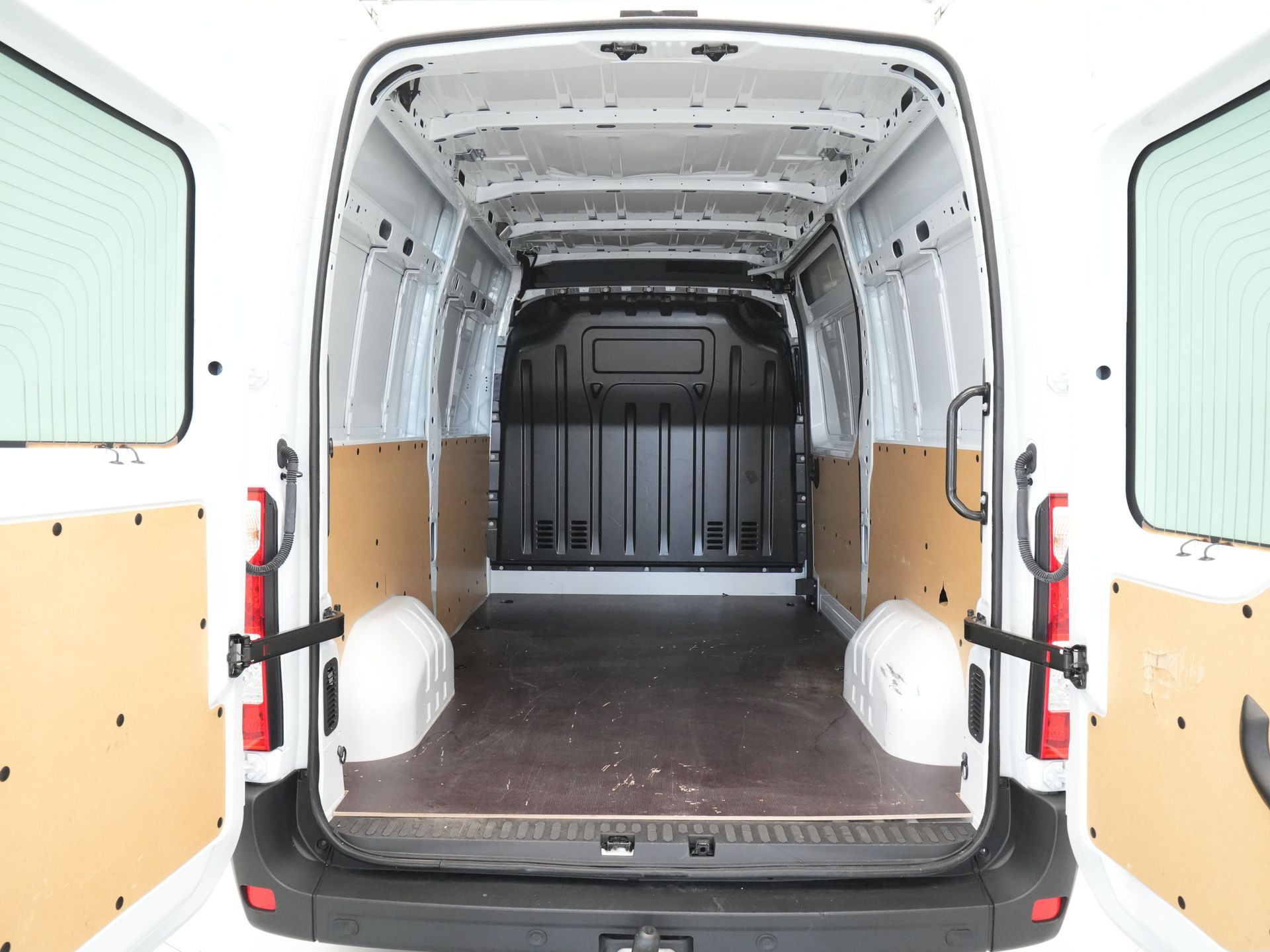 Renault - Master T35 2.3 dCi 135 L2H2 Comfort - 2023