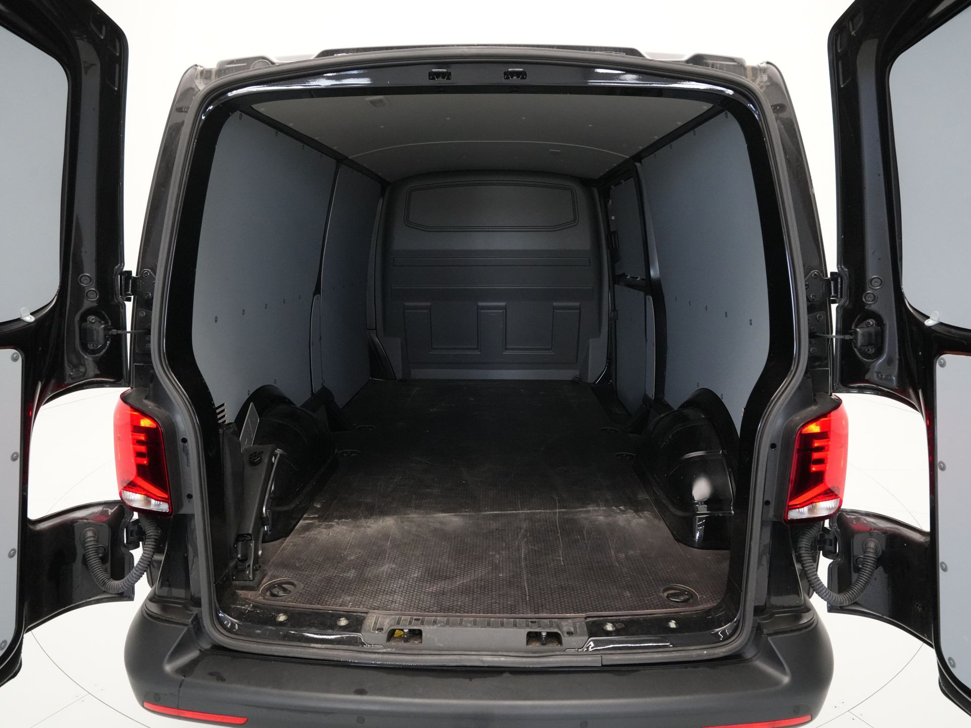 Volkswagen - Transporter 2.0 TDI L2H1 28 Economy Business - 2024